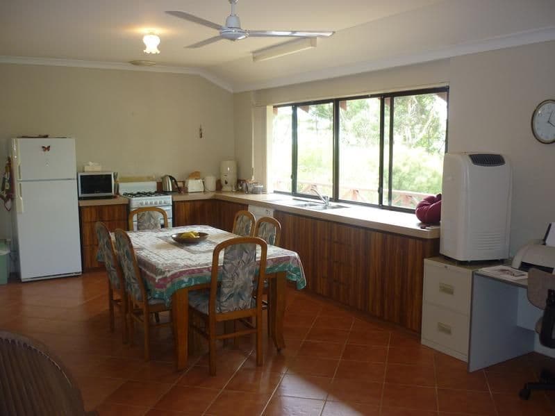 7 Hillside Crescent, GOOSEBERRY HILL WA 6076, Gooseberry Hill - Thumbnail 5