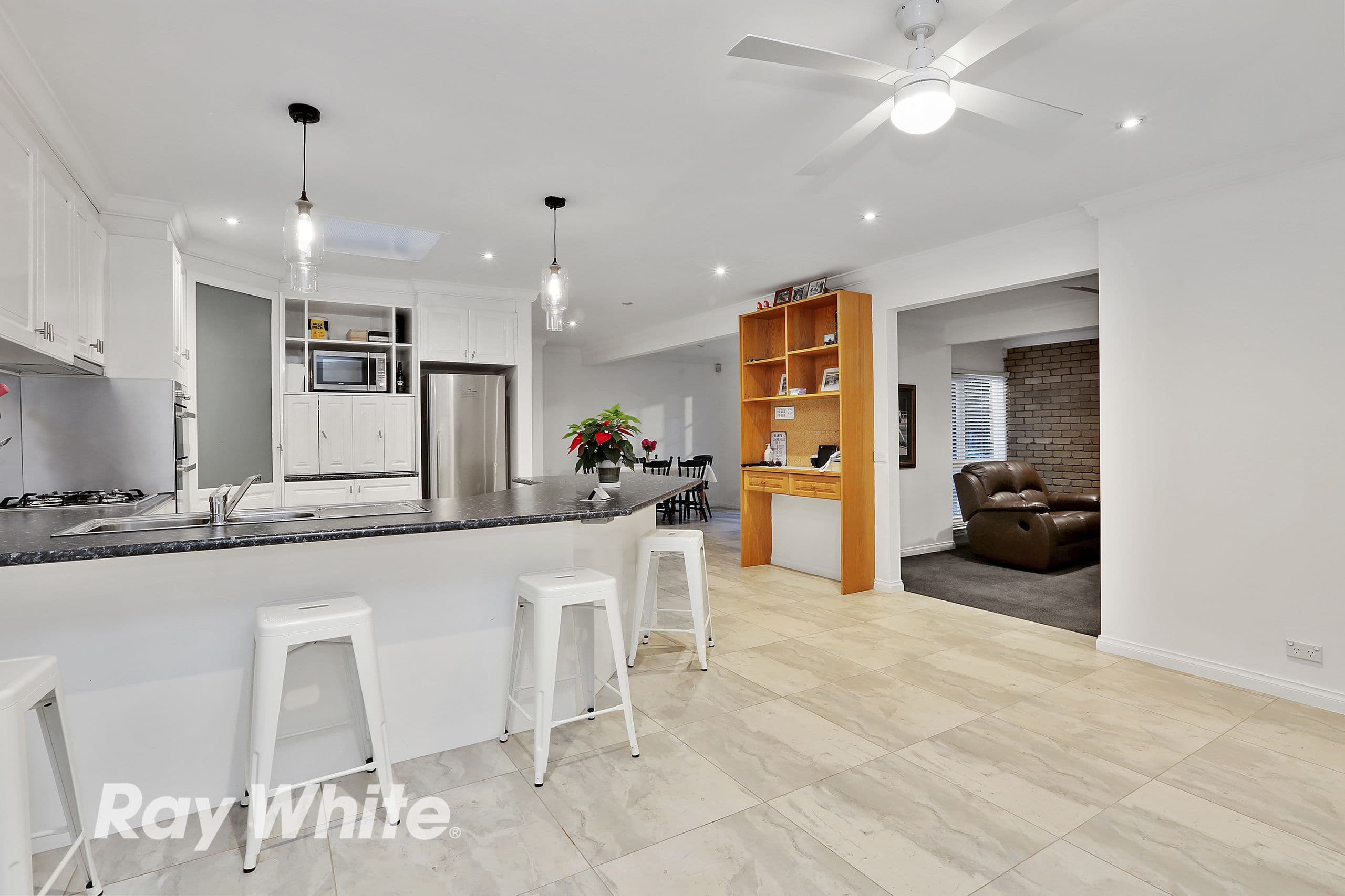 2 Wingara Drive, Lara VIC 3212, Lara - Thumbnail 2