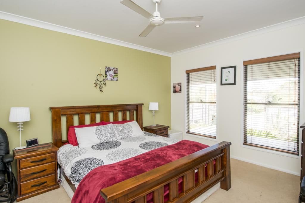 64 Bulwer Street, TENTERFIELD NSW 2372, Tenterfield - Thumbnail 6