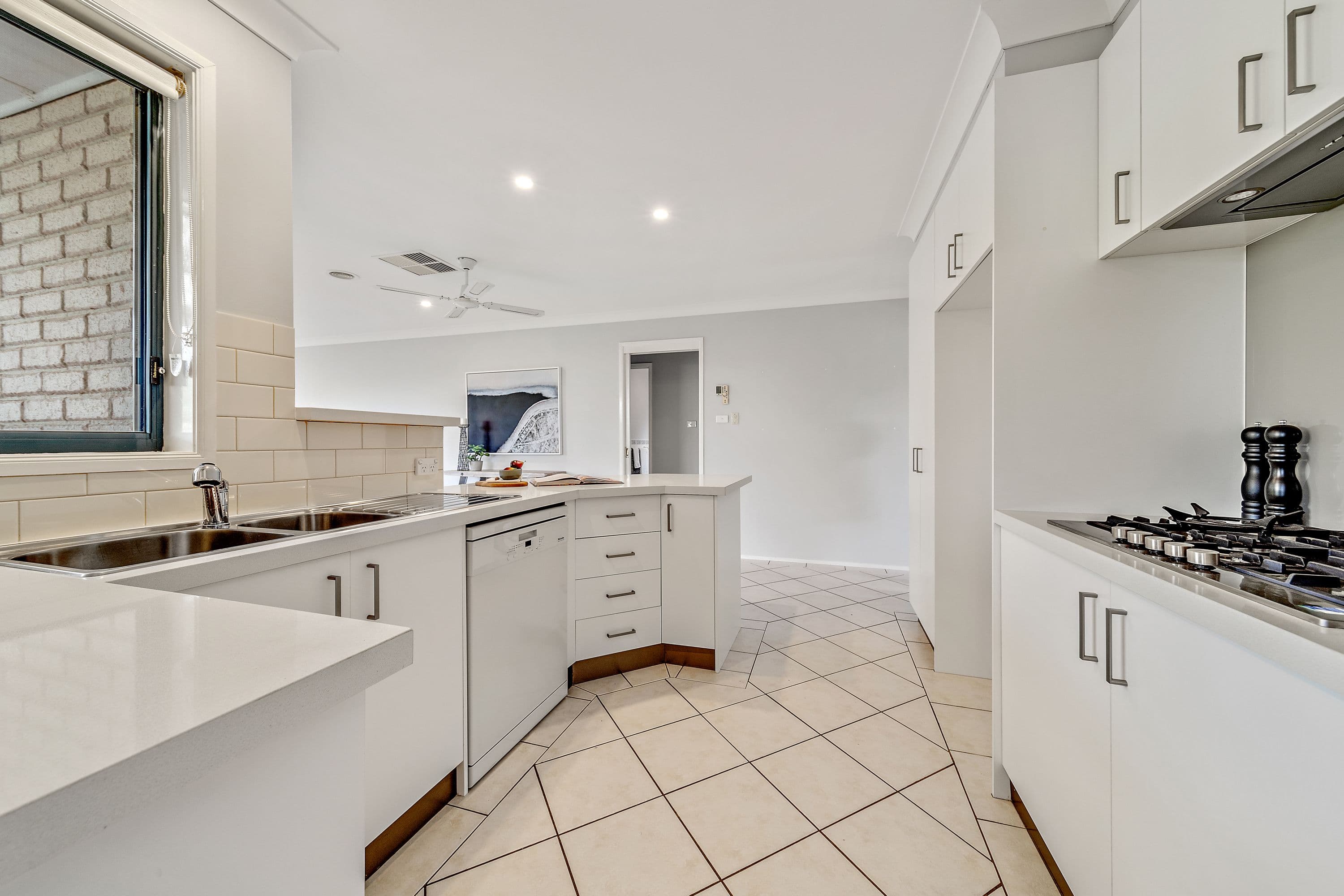 3 McHenry Street, Amaroo ACT 2914, Amaroo - Thumbnail 7