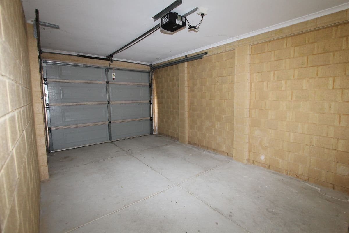64 Jedburgh Loop, Sinagra WA 6065, Sinagra - Thumbnail 8