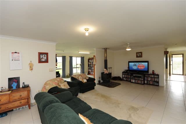11 King Street, KINGSTHORPE QLD 4400, Kingsthorpe - Thumbnail 4