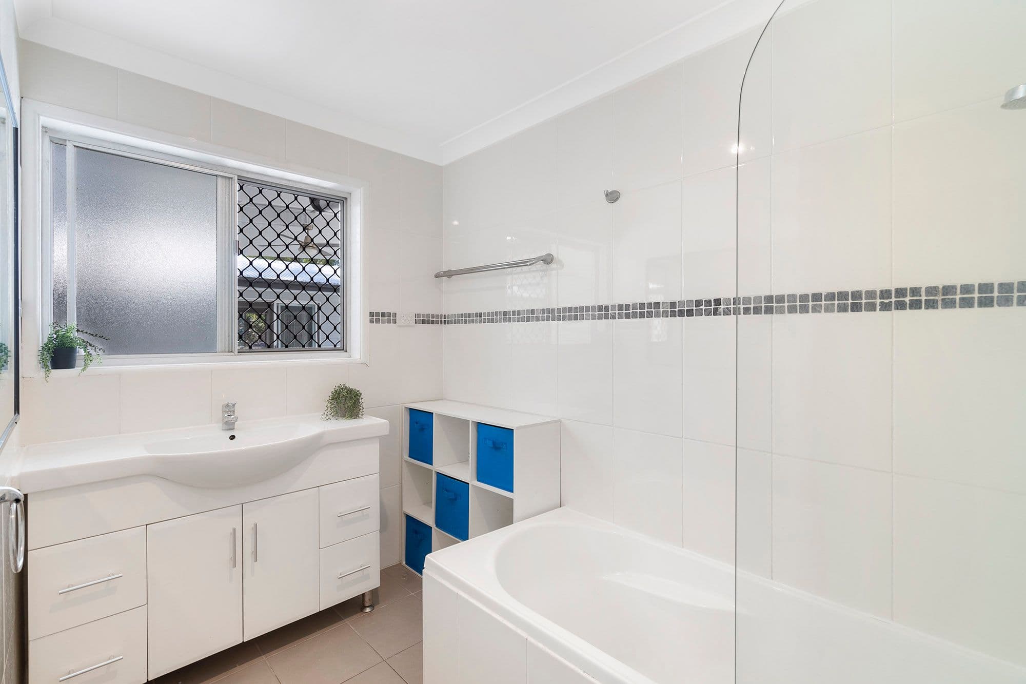 6 Rangeview Street, Rochedale South QLD 4123, Rochedale South - Thumbnail 6
