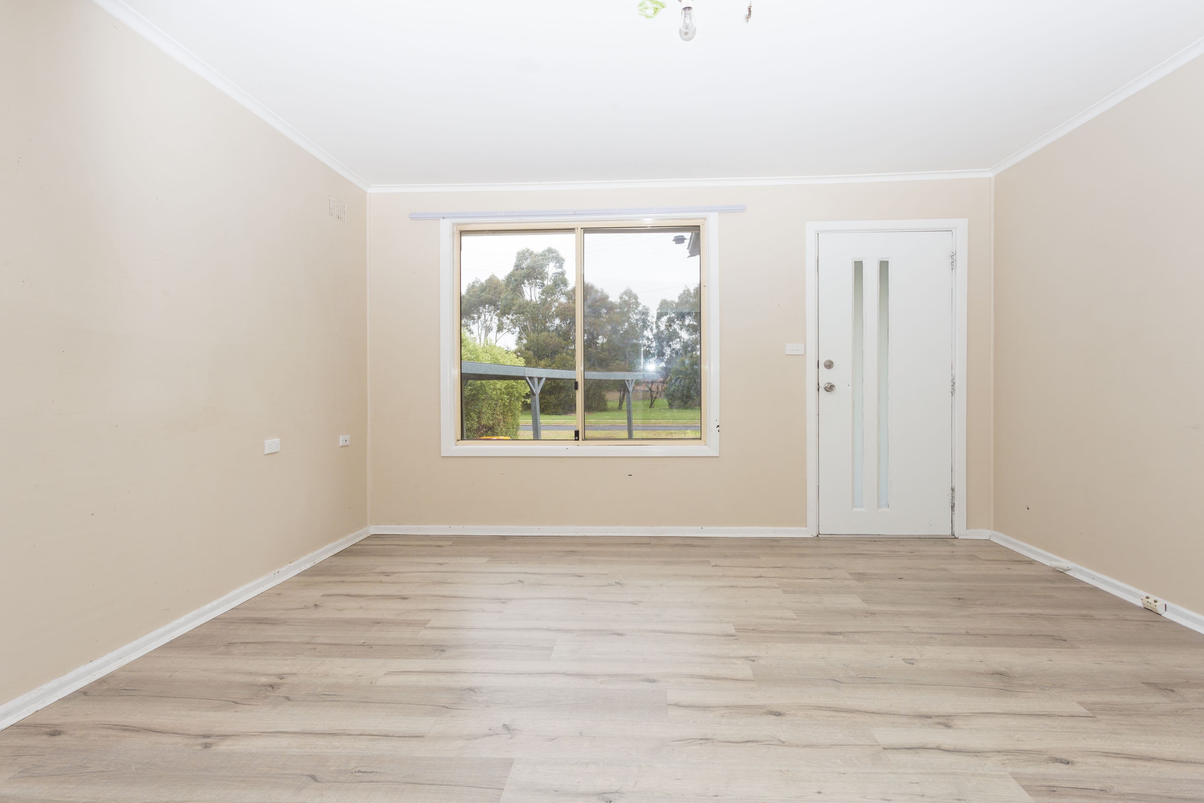 49 Burrendong Way, Orange - Thumbnail 4
