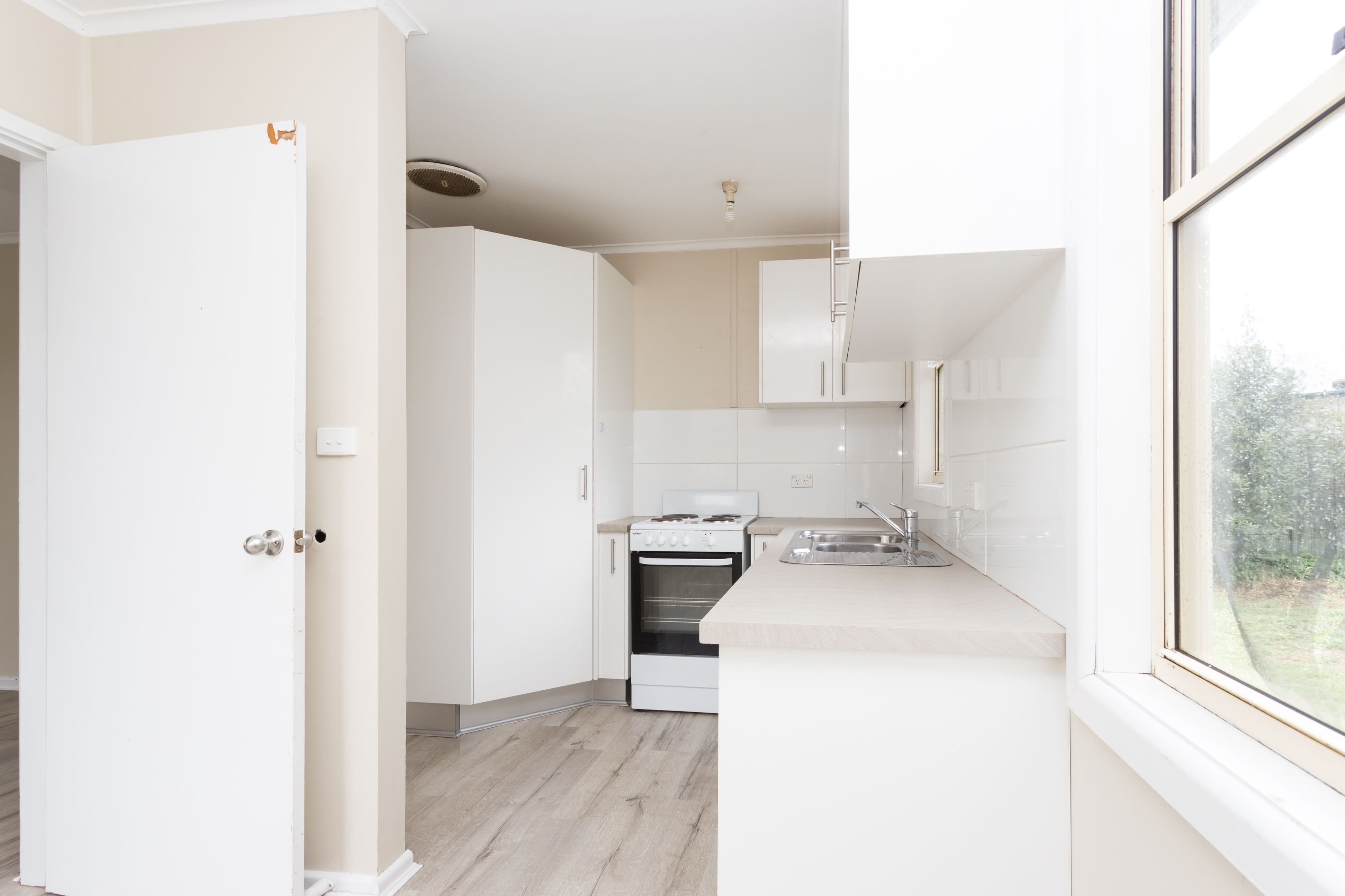 49 Burrendong Way, Orange - Thumbnail 5