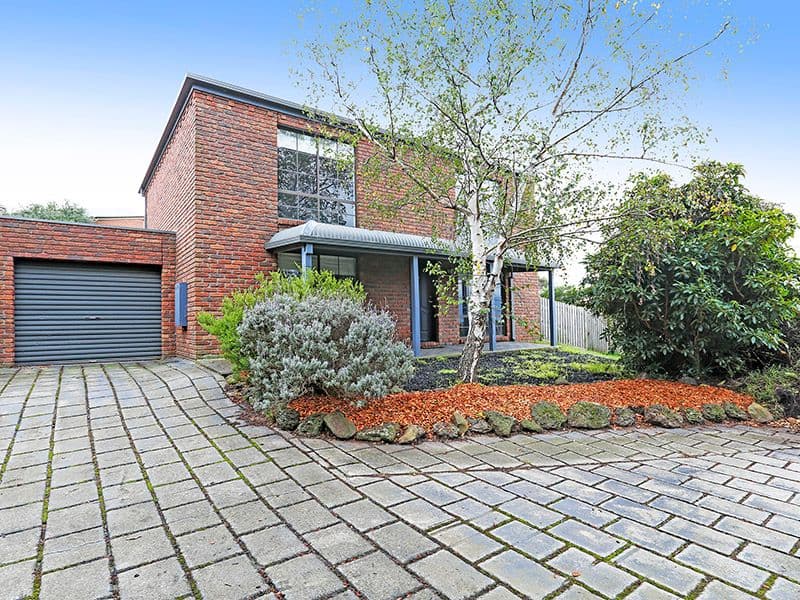2 Premier Court, HIGHTON VIC 3216, Highton - Image 1
