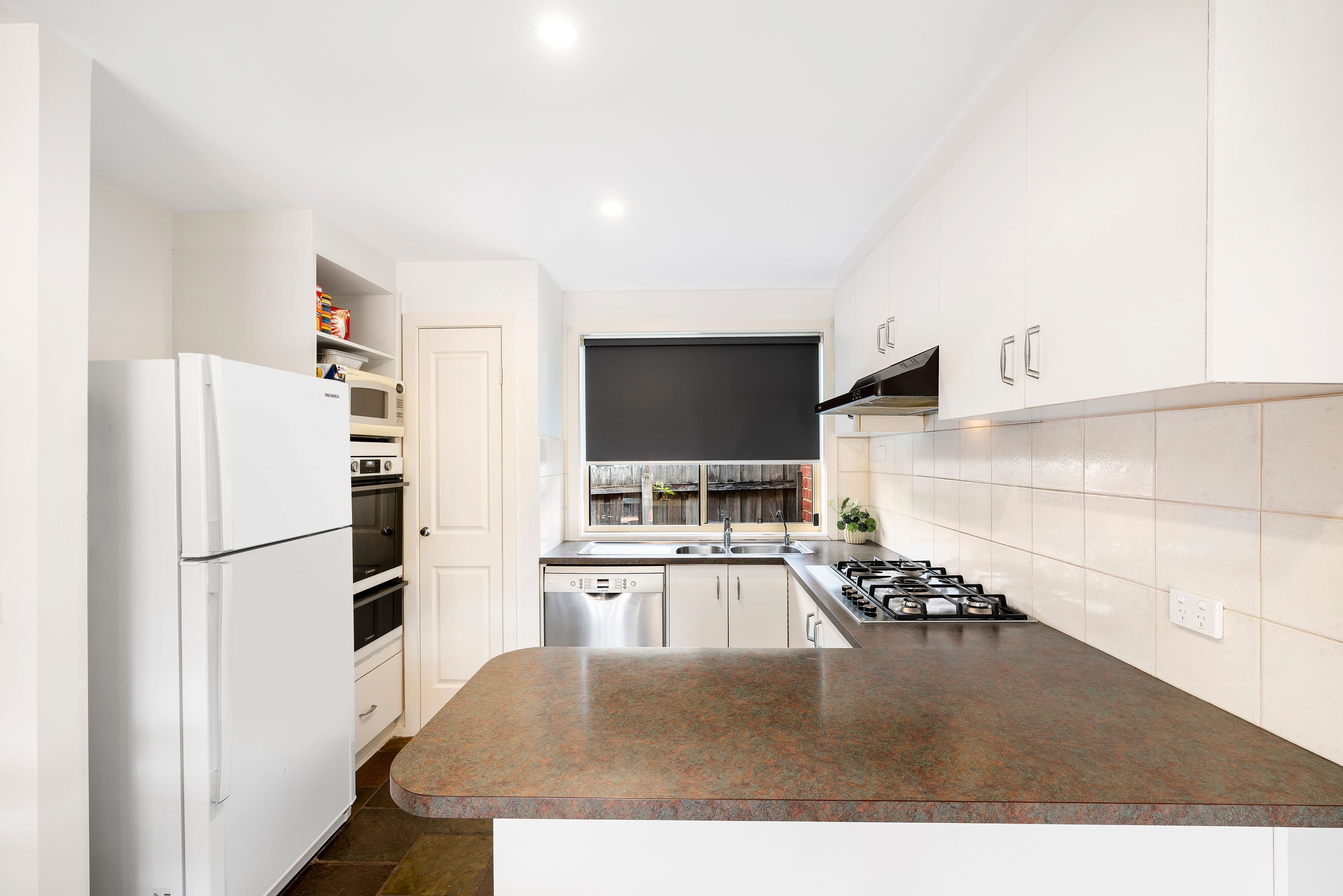 14 Xavier Court, Sunbury VIC 3429, Sunbury - Thumbnail 4