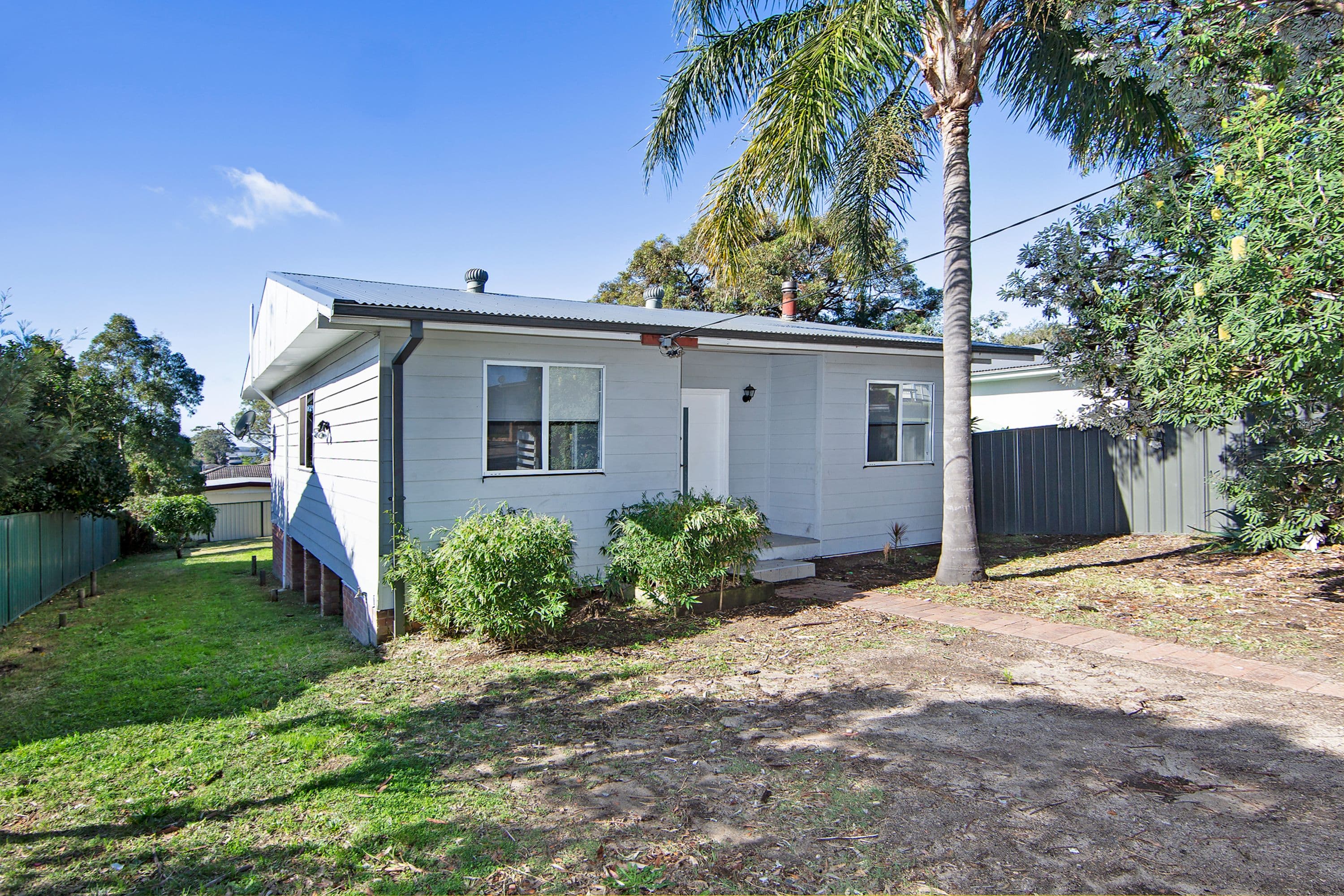 51 Woolana Avenue, Budgewoi NSW 2262, Budgewoi - Image 1
