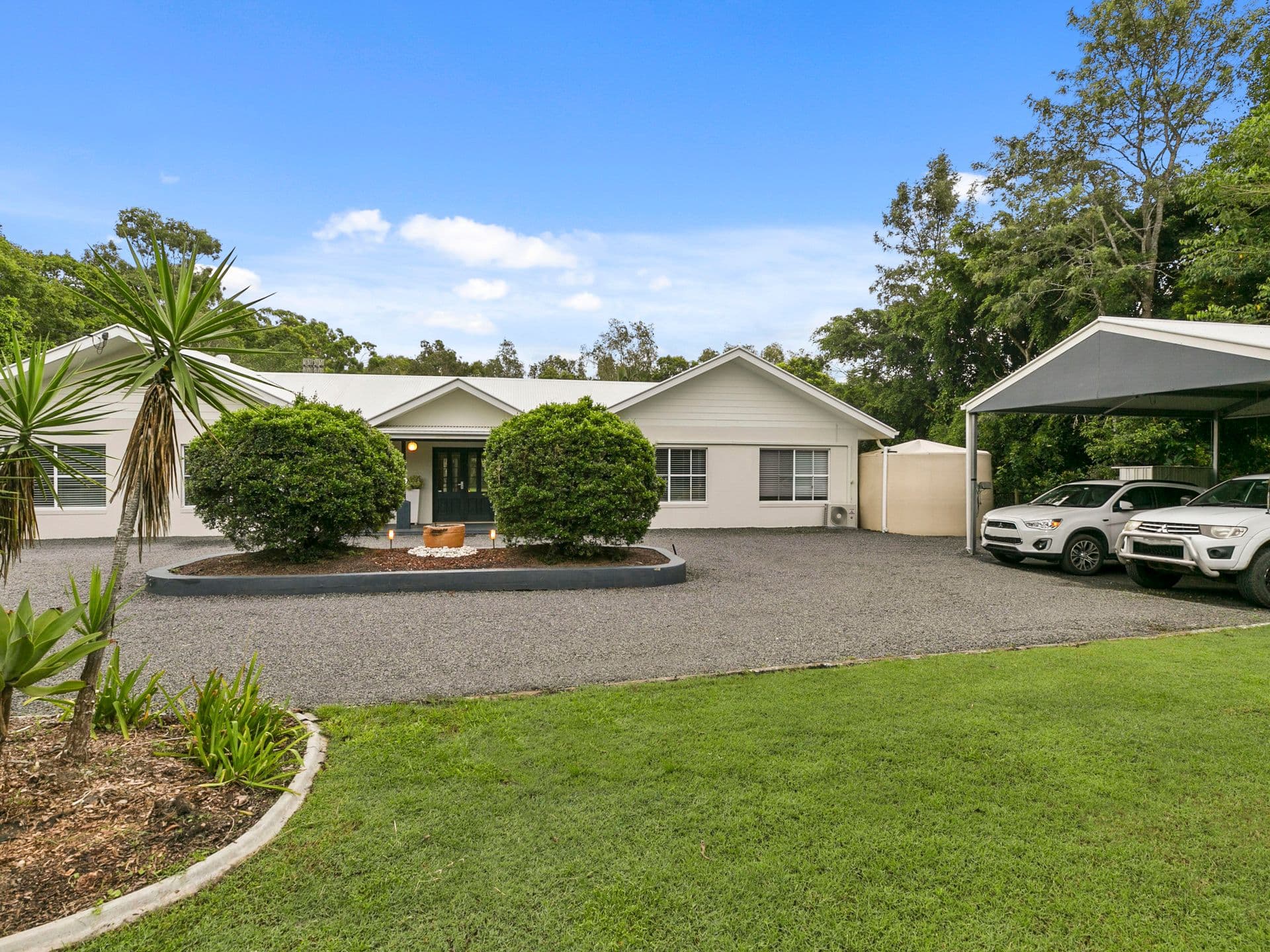 10 Lake Vista Drive, Peregian Beach QLD 4573, Peregian Beach - Thumbnail 2