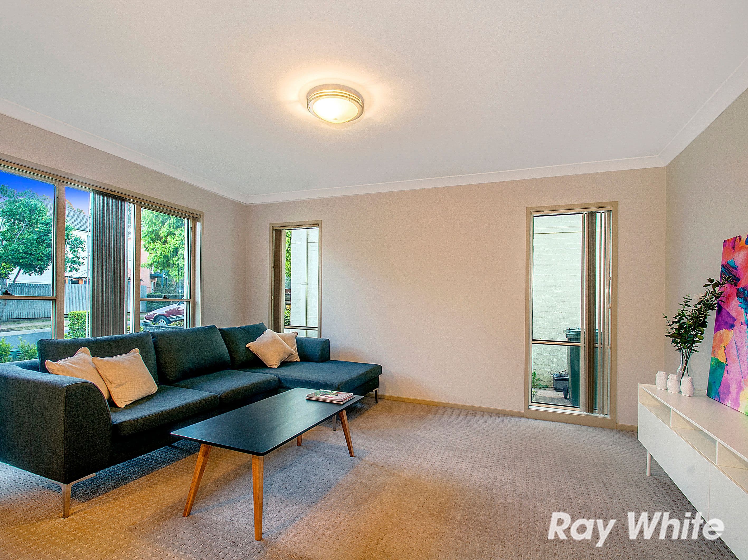 15 Marlowe Place, Kellyville Ridge - Thumbnail 2