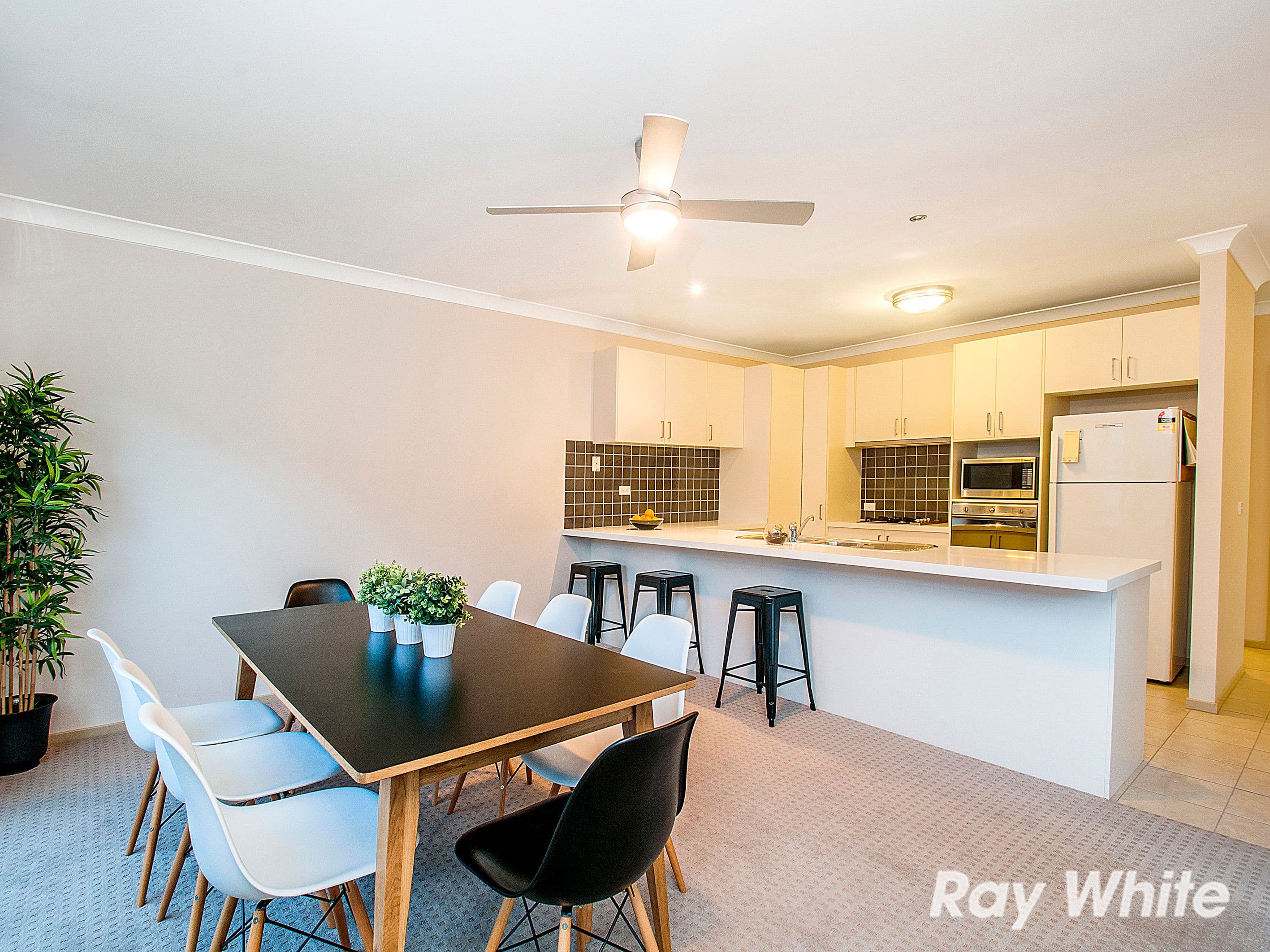 15 Marlowe Place, Kellyville Ridge - Thumbnail 5
