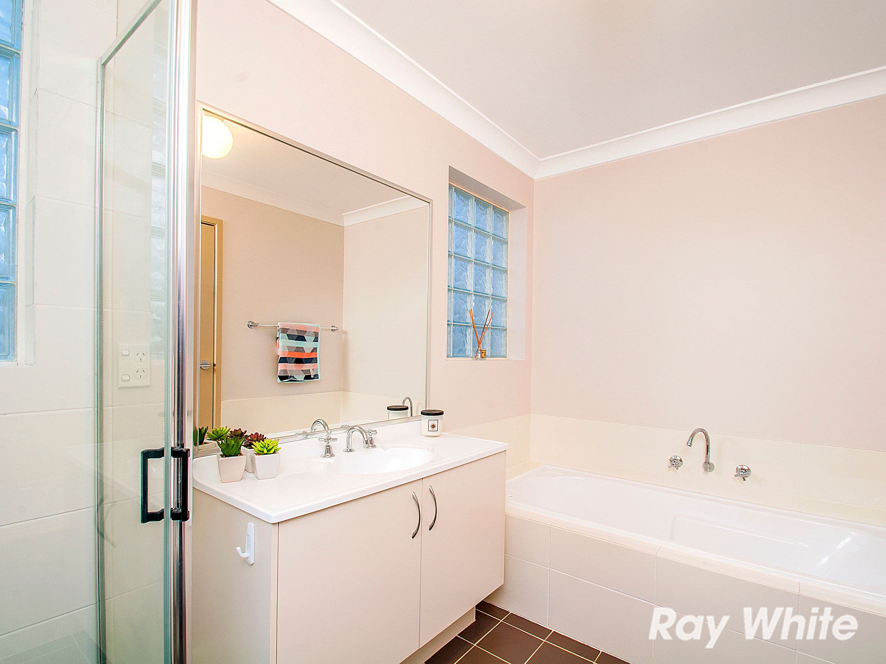 15 Marlowe Place, Kellyville Ridge - Thumbnail 8