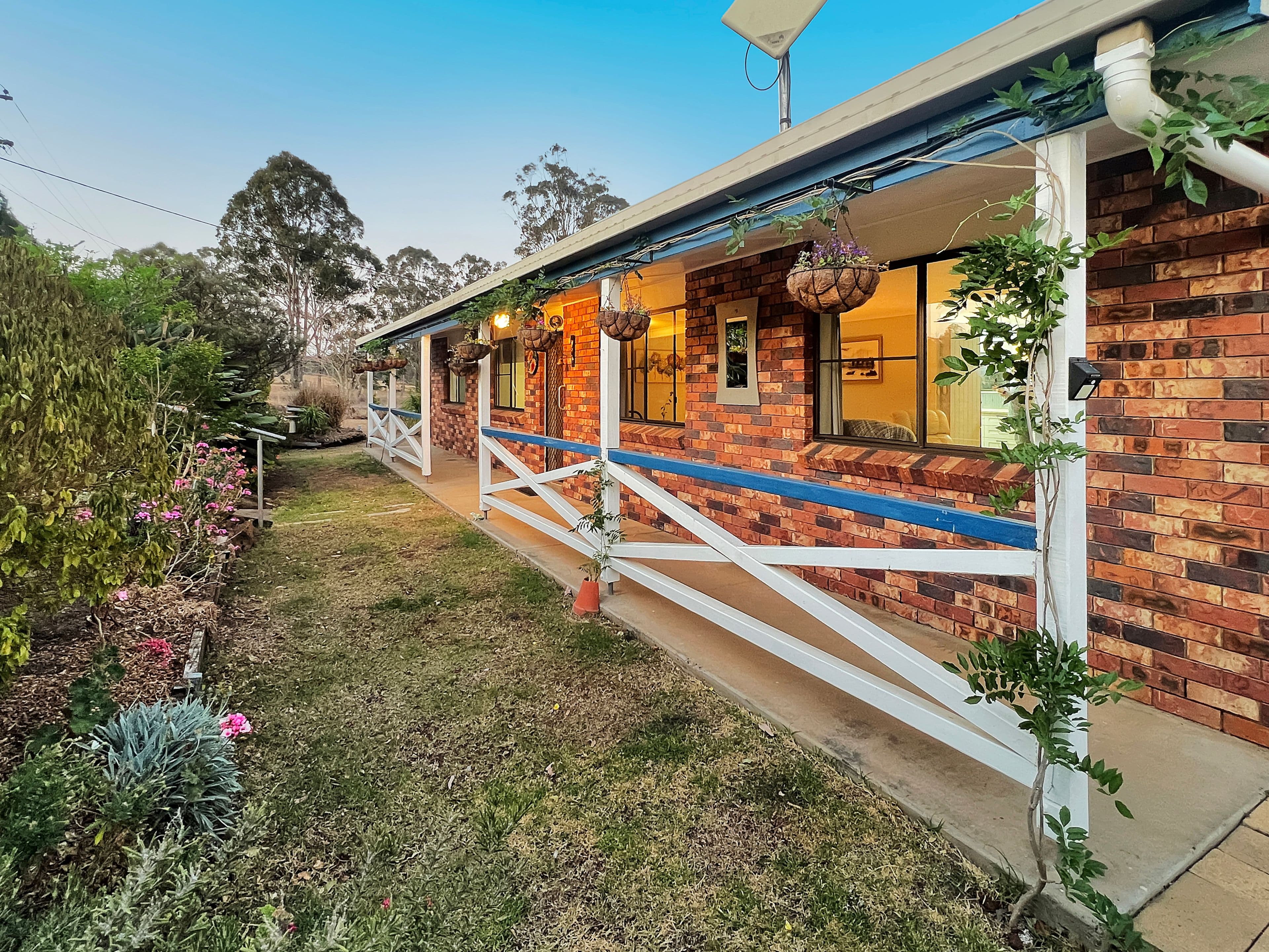 2 Lorne Street, Cooyar QLD 4402, Cooyar - Thumbnail 2