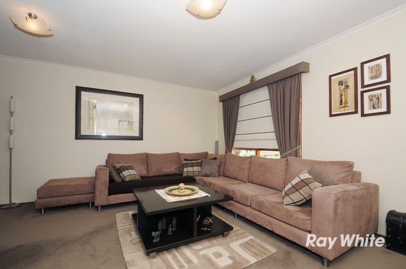 11 Glenbourne Road, CRANBOURNE VIC 3977, Cranbourne - Thumbnail 5