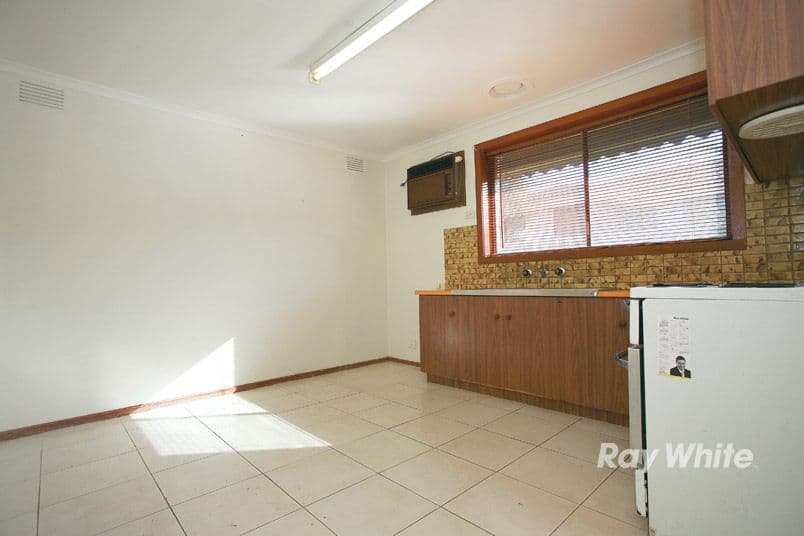 19 Crescent Street, NOBLE PARK VIC 3174, Noble Park - Thumbnail 4