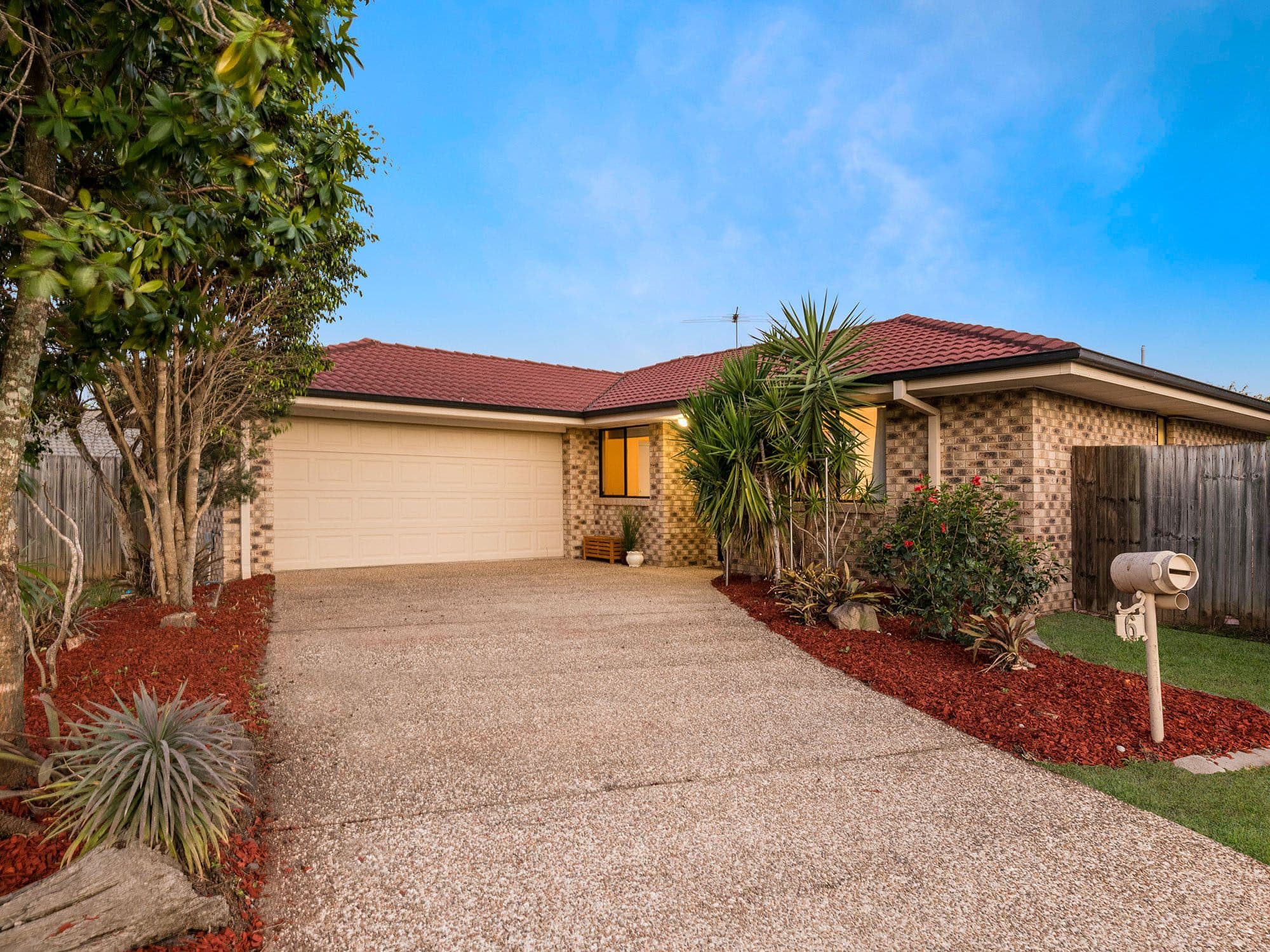 6 Megan Court, Sunnybank Hills QLD 4109, Sunnybank Hills - Image 1