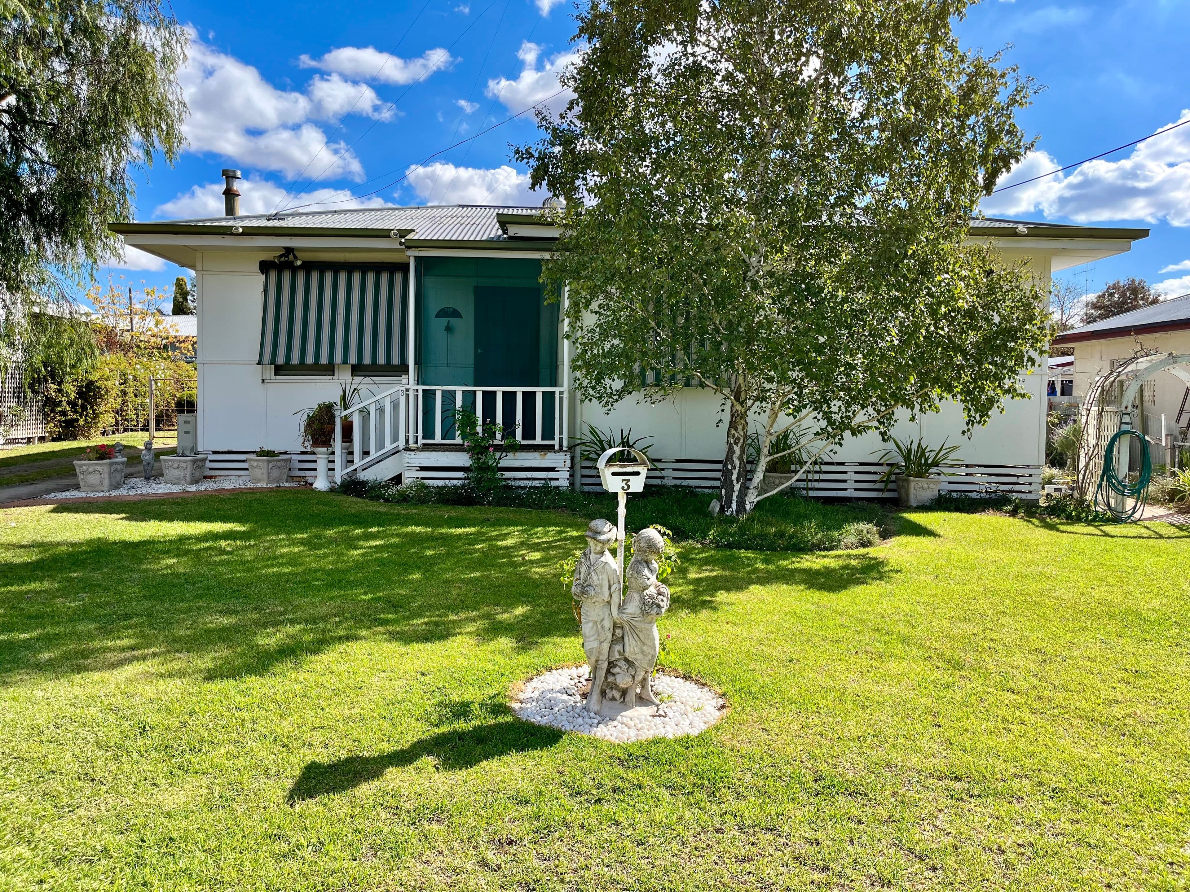 3 Elizabeth Avenue, Bordertown SA 5268, Bordertown - Image 1