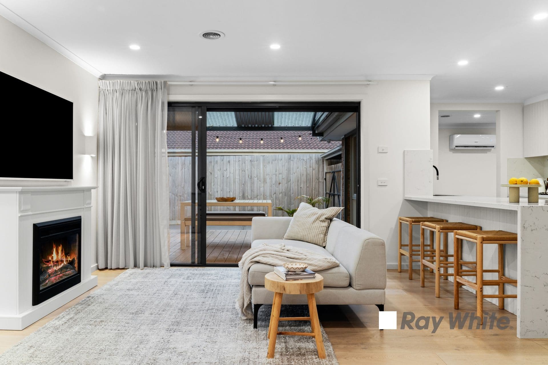 2 Ingleton Court, Narre Warren VIC 3805, Narre Warren - Thumbnail 2