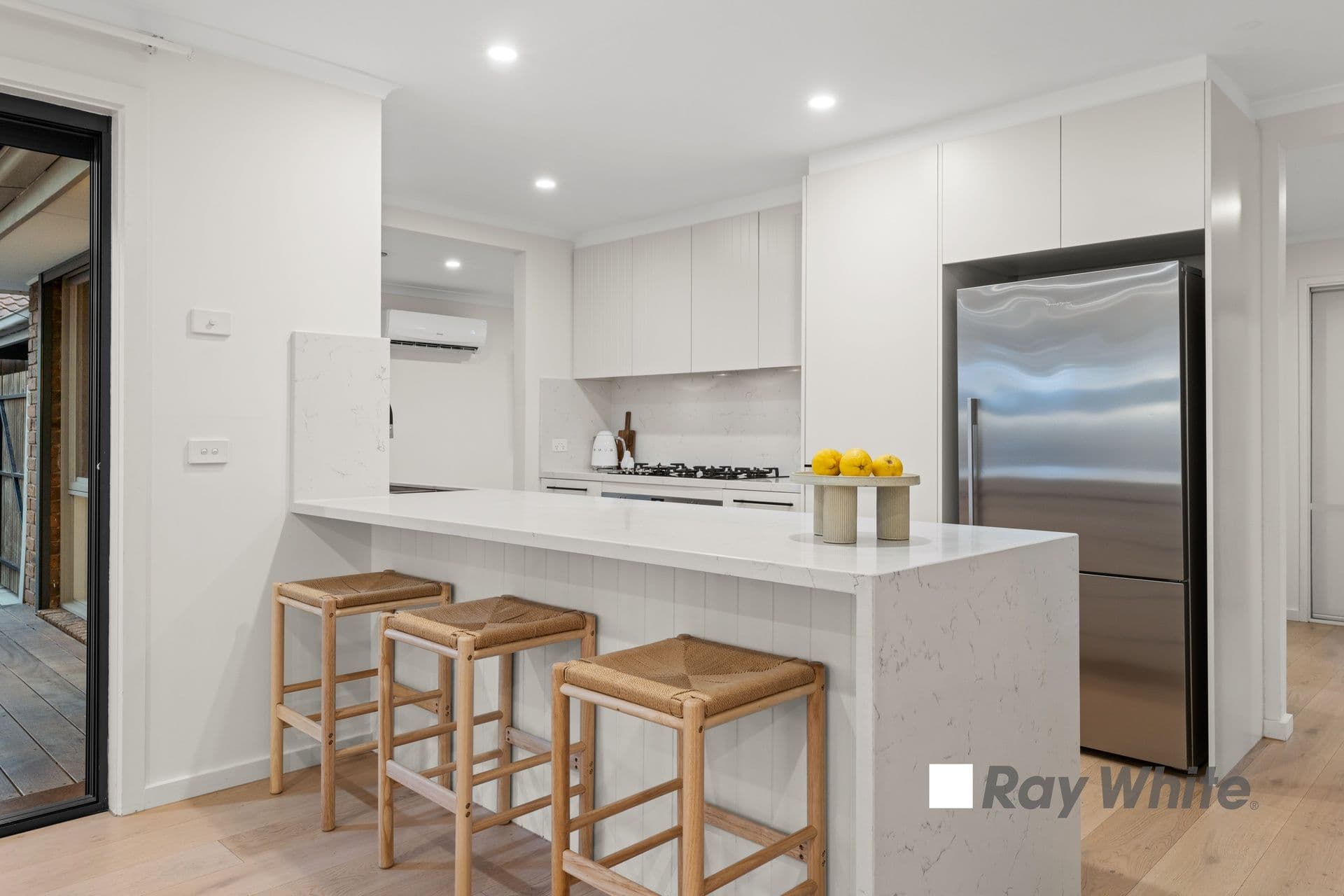 2 Ingleton Court, Narre Warren VIC 3805, Narre Warren - Thumbnail 4