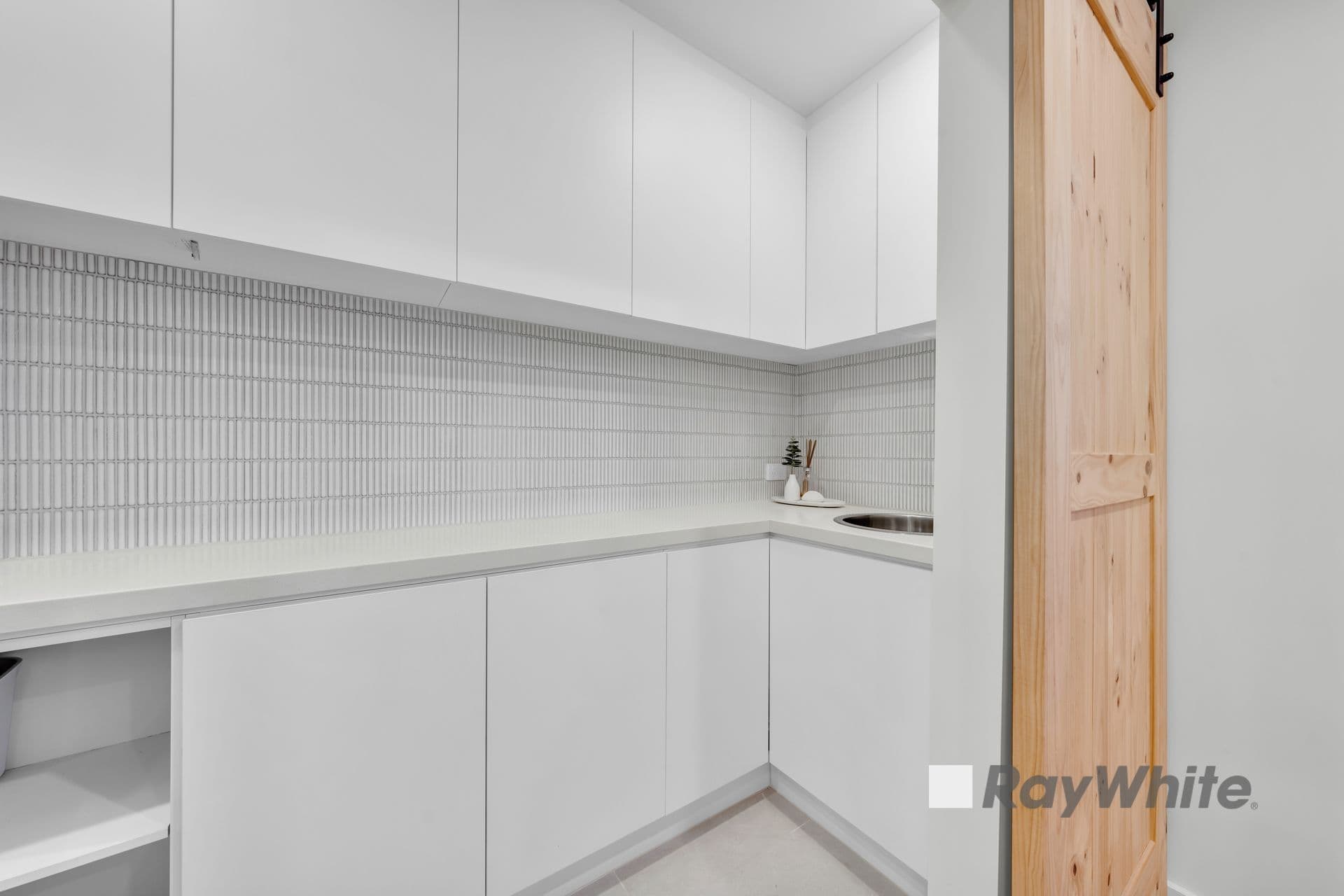 2 Ingleton Court, Narre Warren VIC 3805, Narre Warren - Thumbnail 7