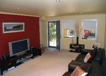 24  Cochrane Road, THIRROUL NSW 2515, Thirroul - Thumbnail 2