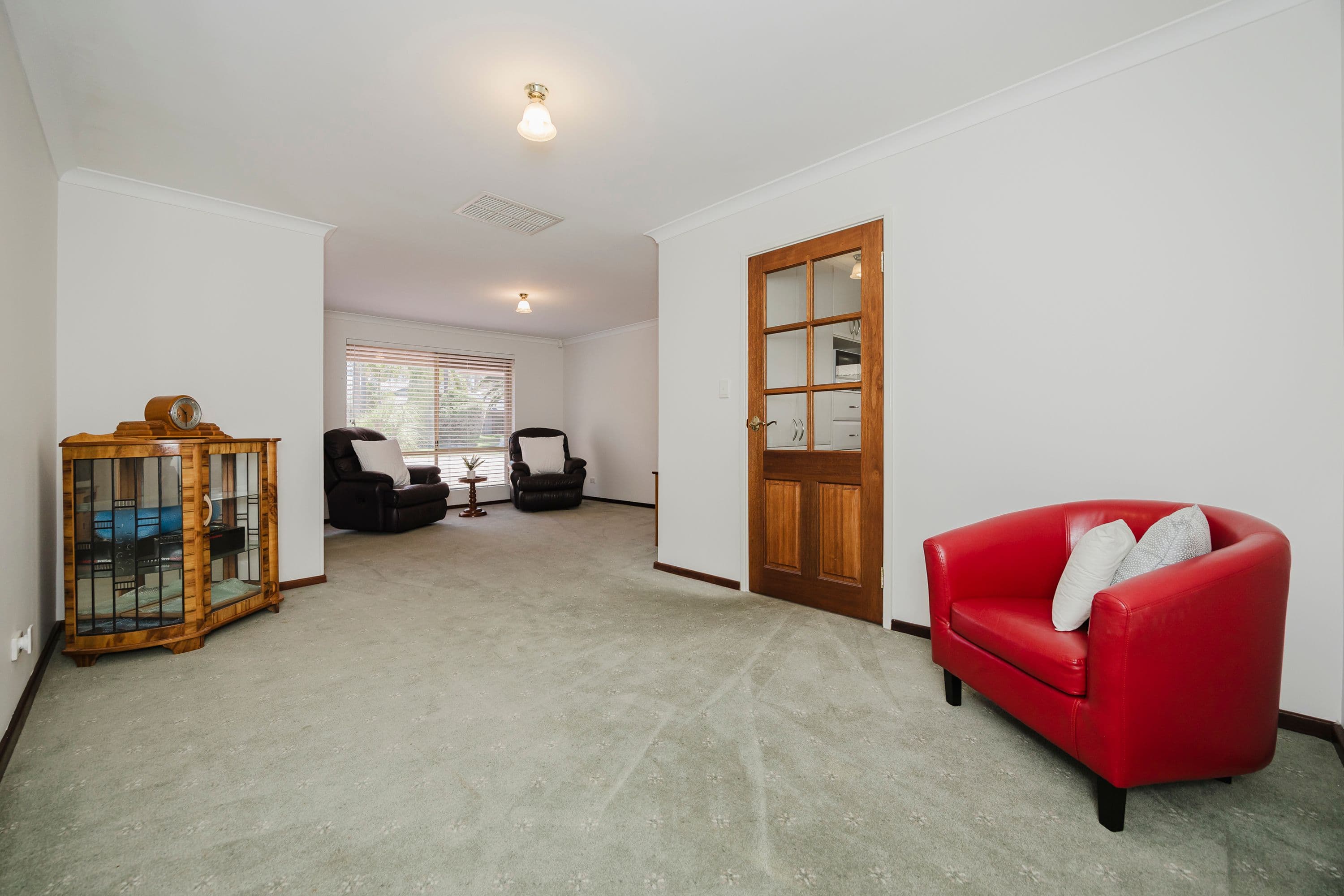 37 Lagoon Heights, Ballajura WA 6066, Ballajura - Thumbnail 3