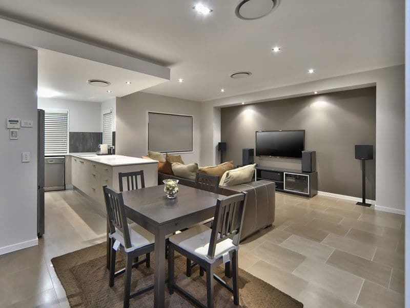12 Bundara Street, MORNINGSIDE QLD 4170, Morningside - Image 1