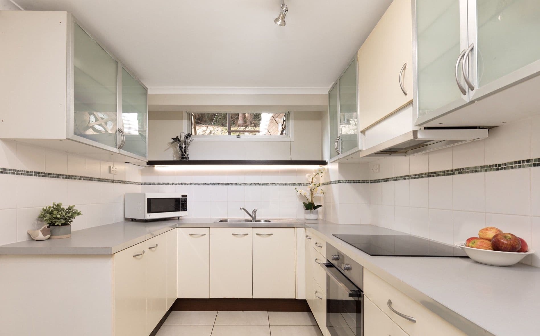 18 Rosewood Street, Bardon QLD 4065, Bardon - Thumbnail 5