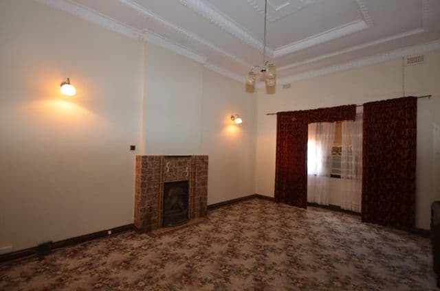 44 Strickland Street, CLARE SA 5453, Clare - Thumbnail 4