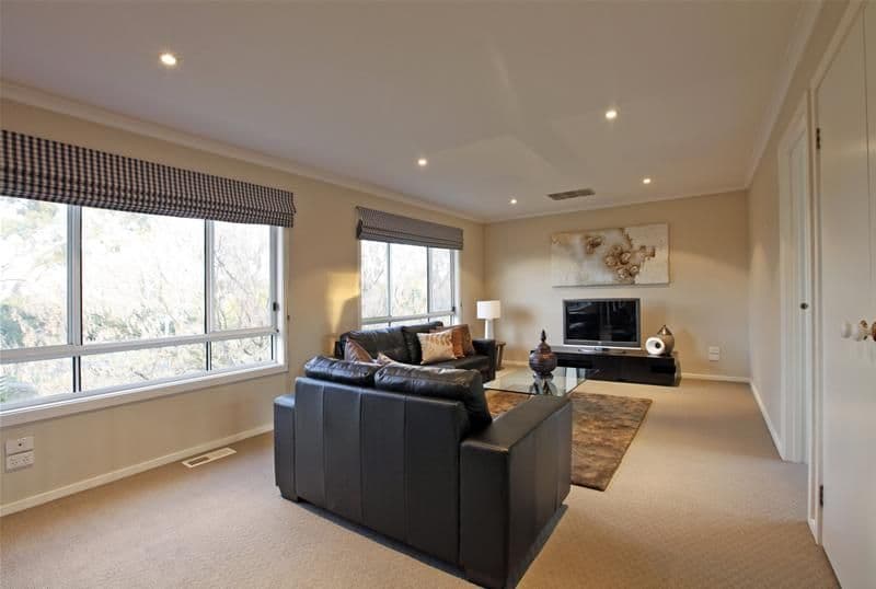 17 Ibbottson  Street, WATSONIA VIC 3087, Watsonia - Thumbnail 4