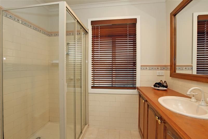 17 Ibbottson  Street, WATSONIA VIC 3087, Watsonia - Thumbnail 7