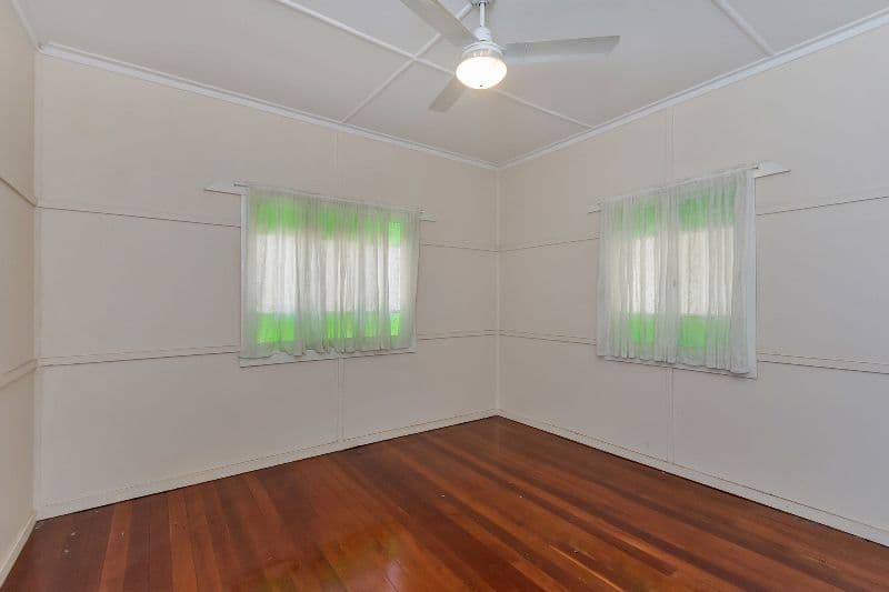 7 Lusitania Street, Newtown QLD 4305, Newtown - Thumbnail 7