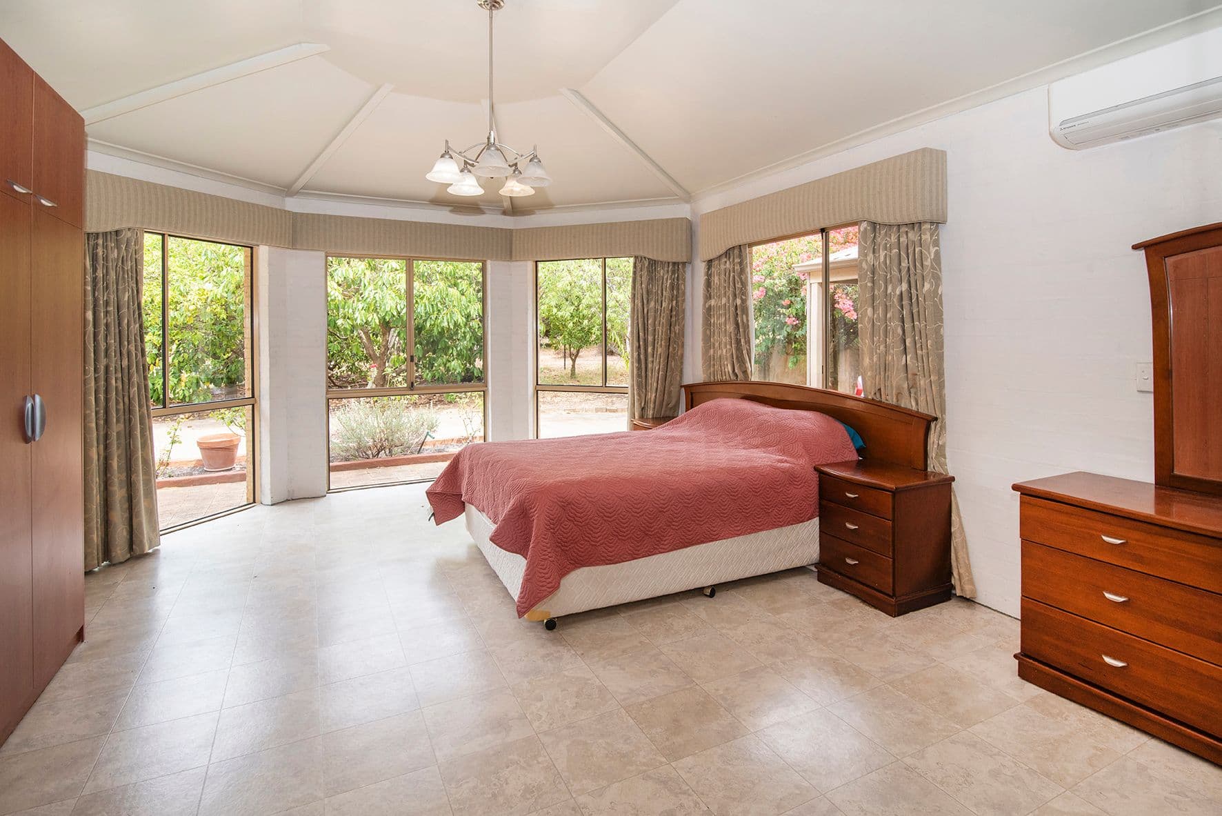 2 Peppermint Place, Margaret River WA 6285, Margaret River - Thumbnail 8