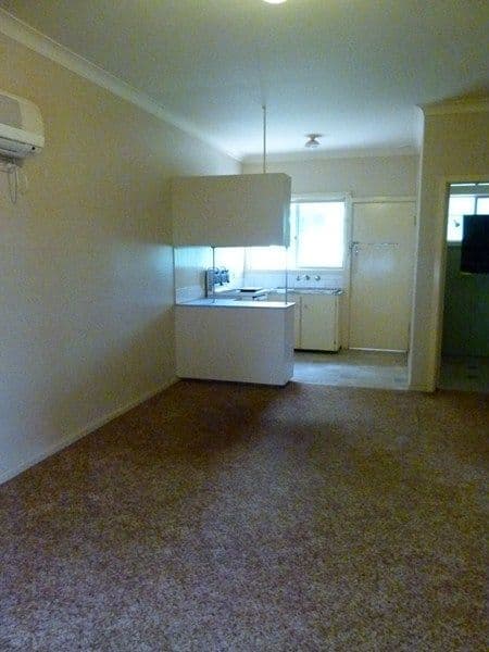 51 Sam Street, FORBES NSW 2871, Forbes - Thumbnail 2