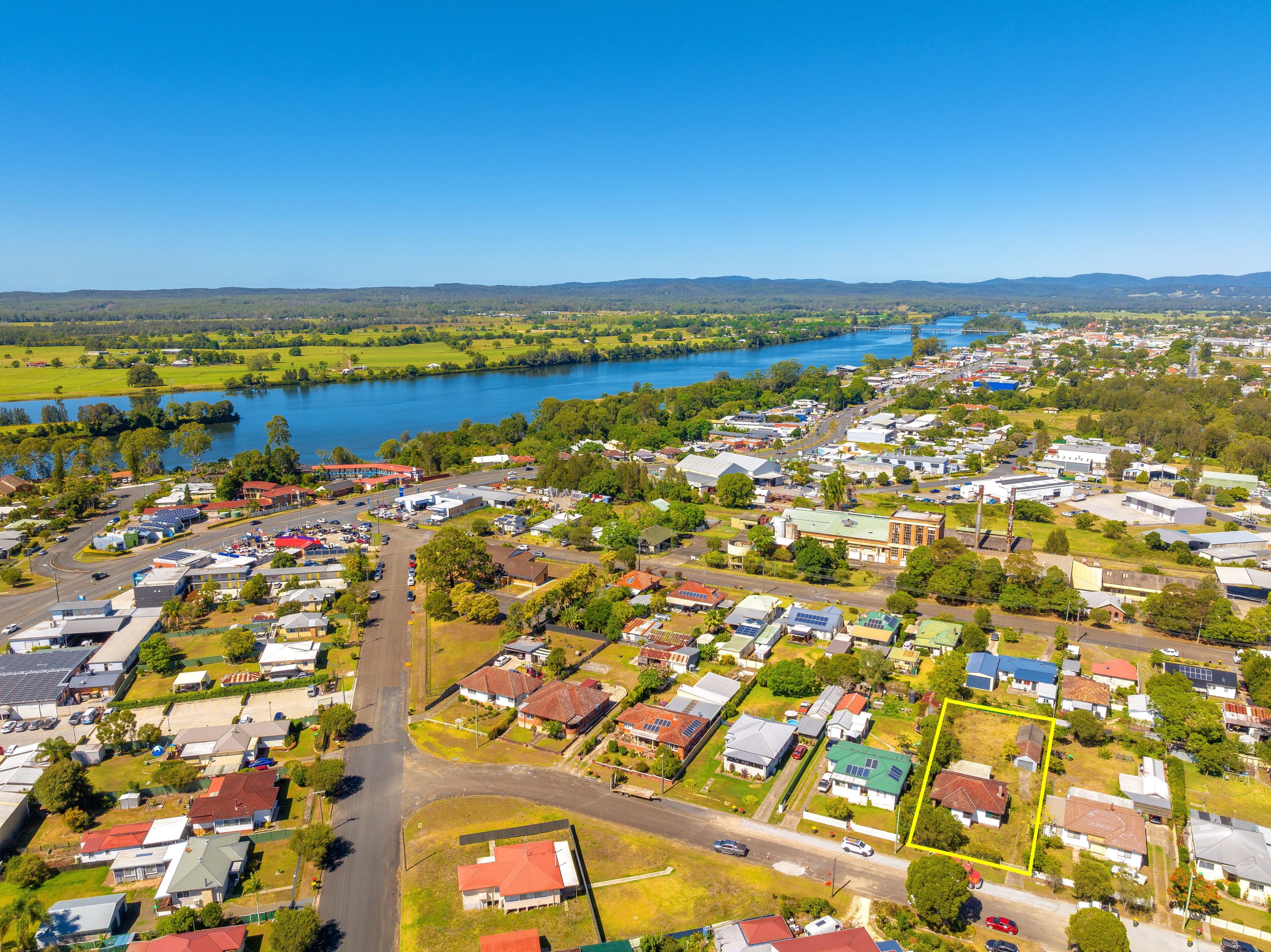 12 Boomerang Street, Taree NSW 2430, Taree - Thumbnail 2