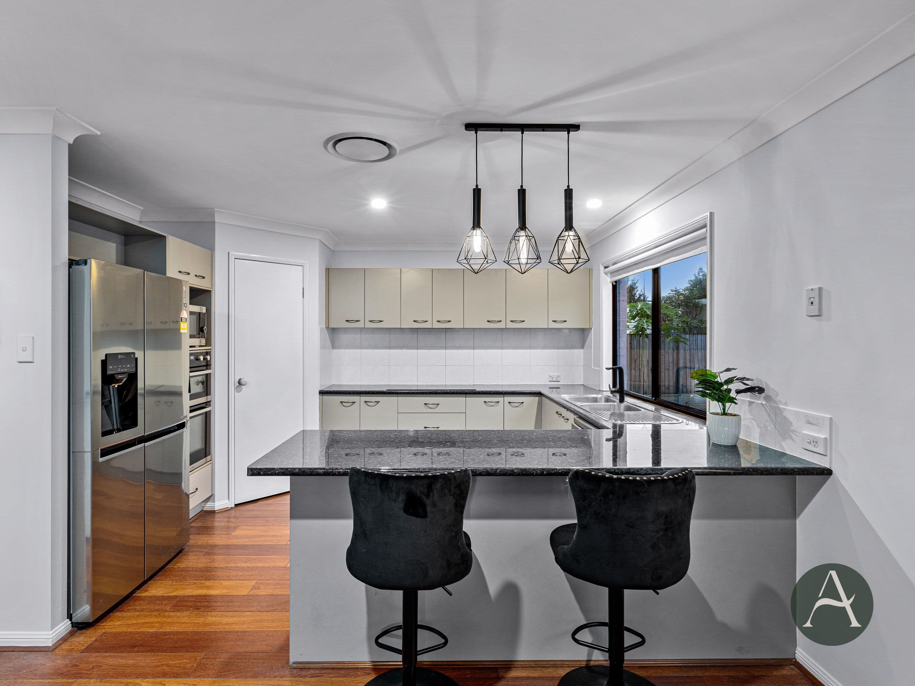 43 Oceanis Drive, Oxenford QLD 4210, Oxenford - Thumbnail 3
