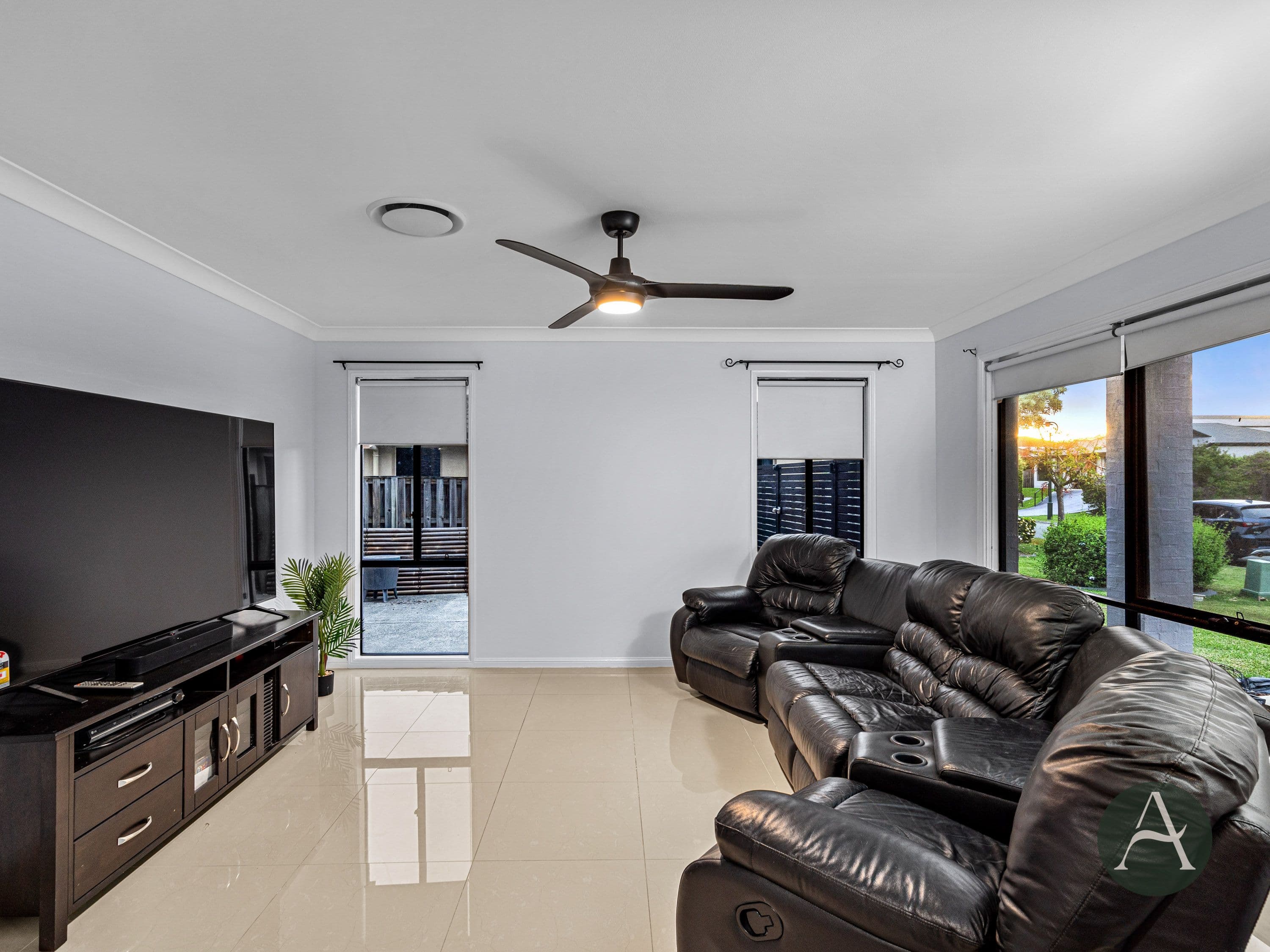 43 Oceanis Drive, Oxenford QLD 4210, Oxenford - Thumbnail 5