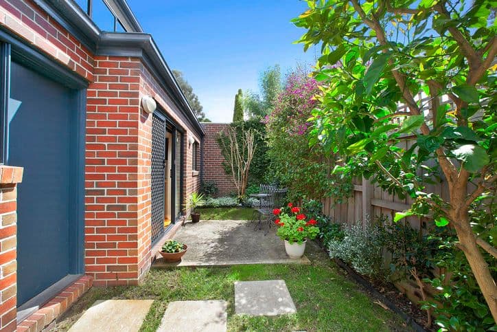 9 Sherwood Court, DONCASTER EAST VIC 3109, Doncaster East - Thumbnail 5