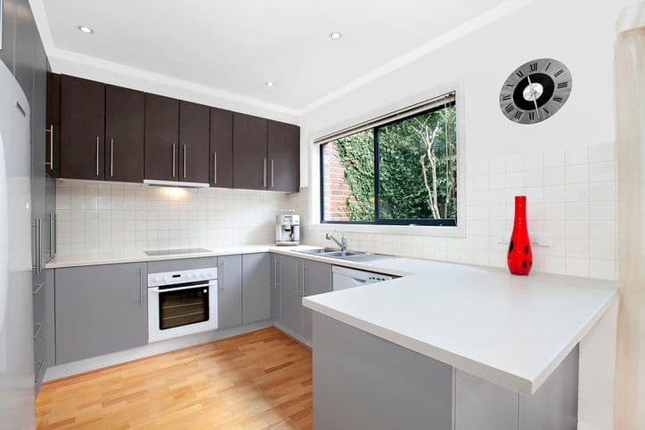 9 Sherwood Court, DONCASTER EAST VIC 3109, Doncaster East - Thumbnail 6
