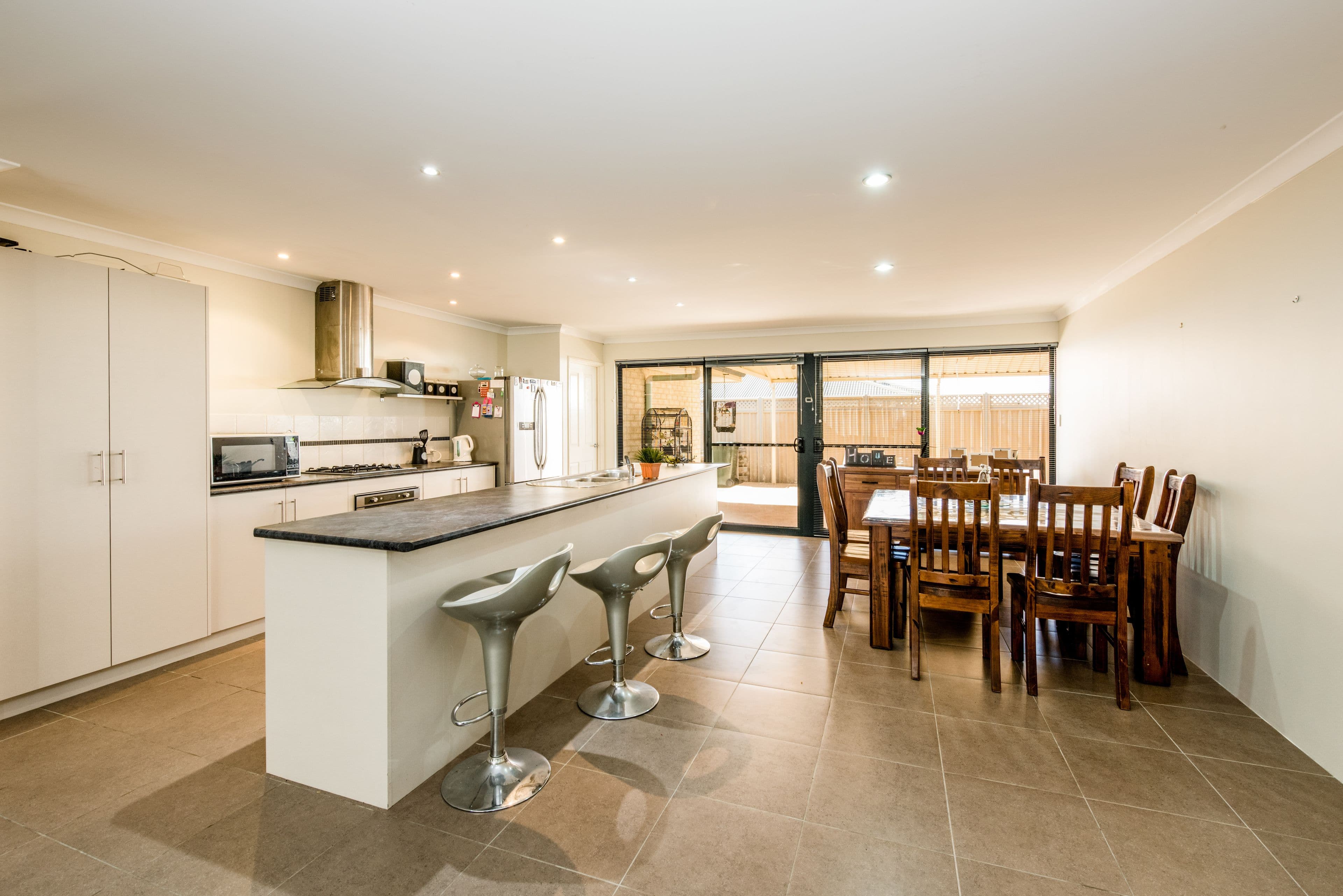 32 Ocean Queen Drive, Wandina WA 6530, Wandina - Thumbnail 2