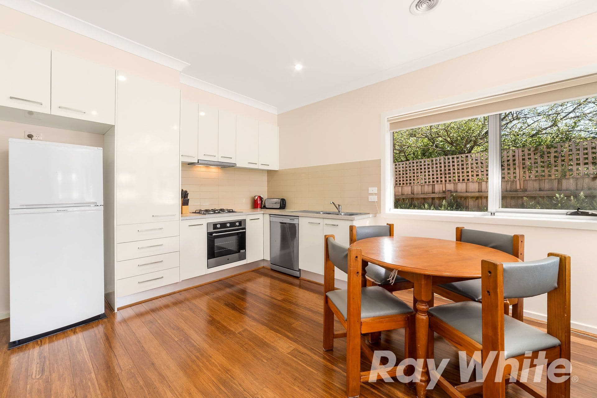 8 Wattle Drive, Watsonia VIC 3087, Watsonia - Thumbnail 3
