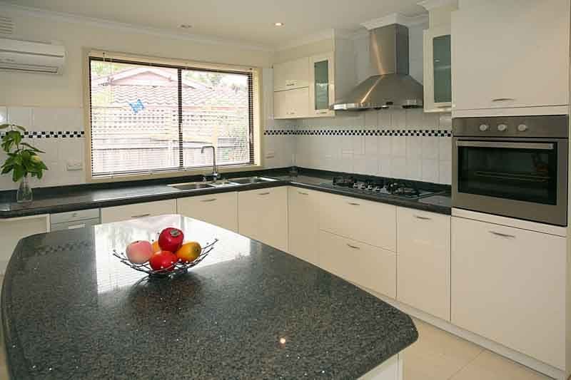 110 Capital Avenue, GLEN WAVERLEY VIC 3150, Glen Waverley - Thumbnail 2