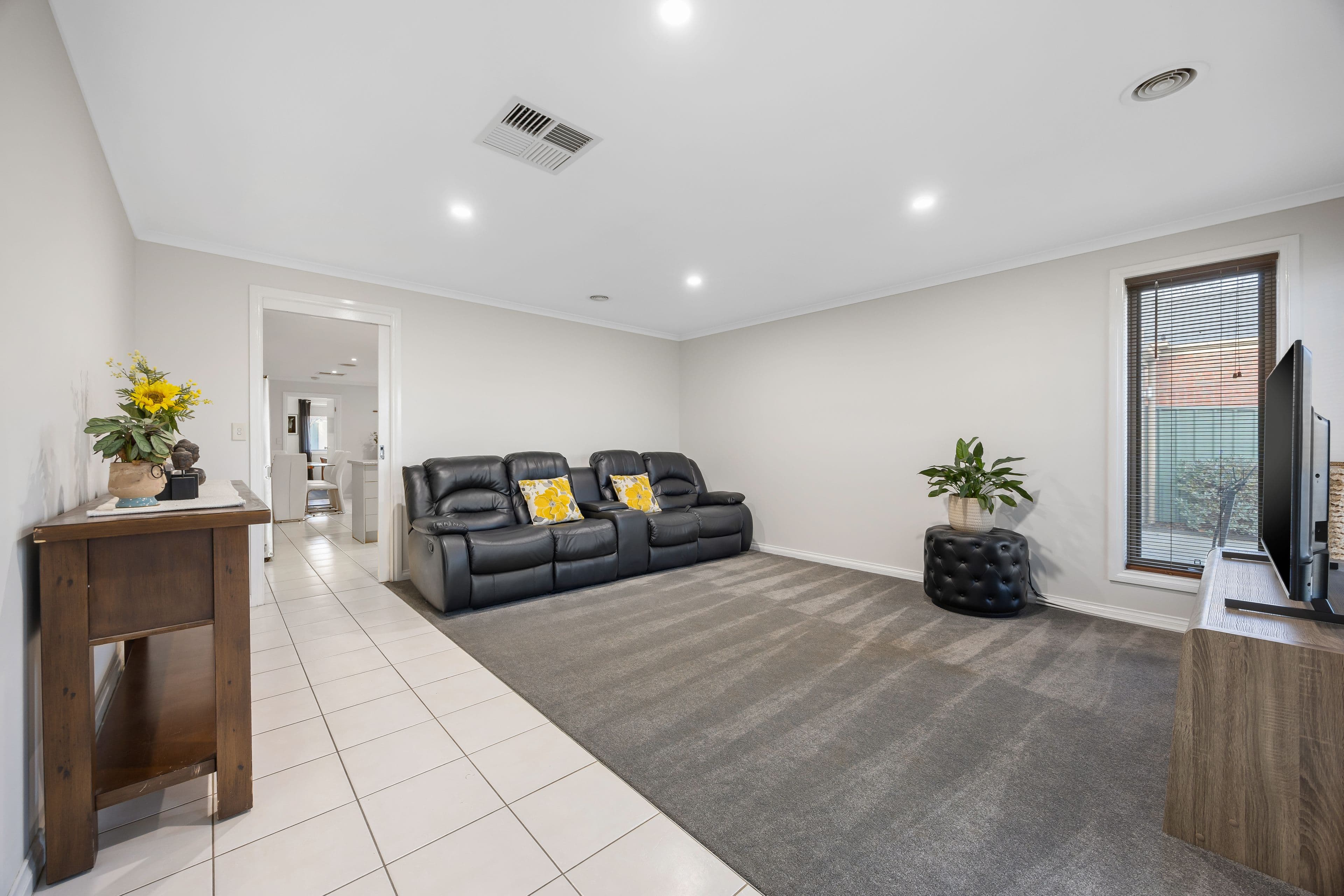 76 Lake Gardens Avenue, Lake Gardens VIC 3355, Lake Gardens - Thumbnail 2