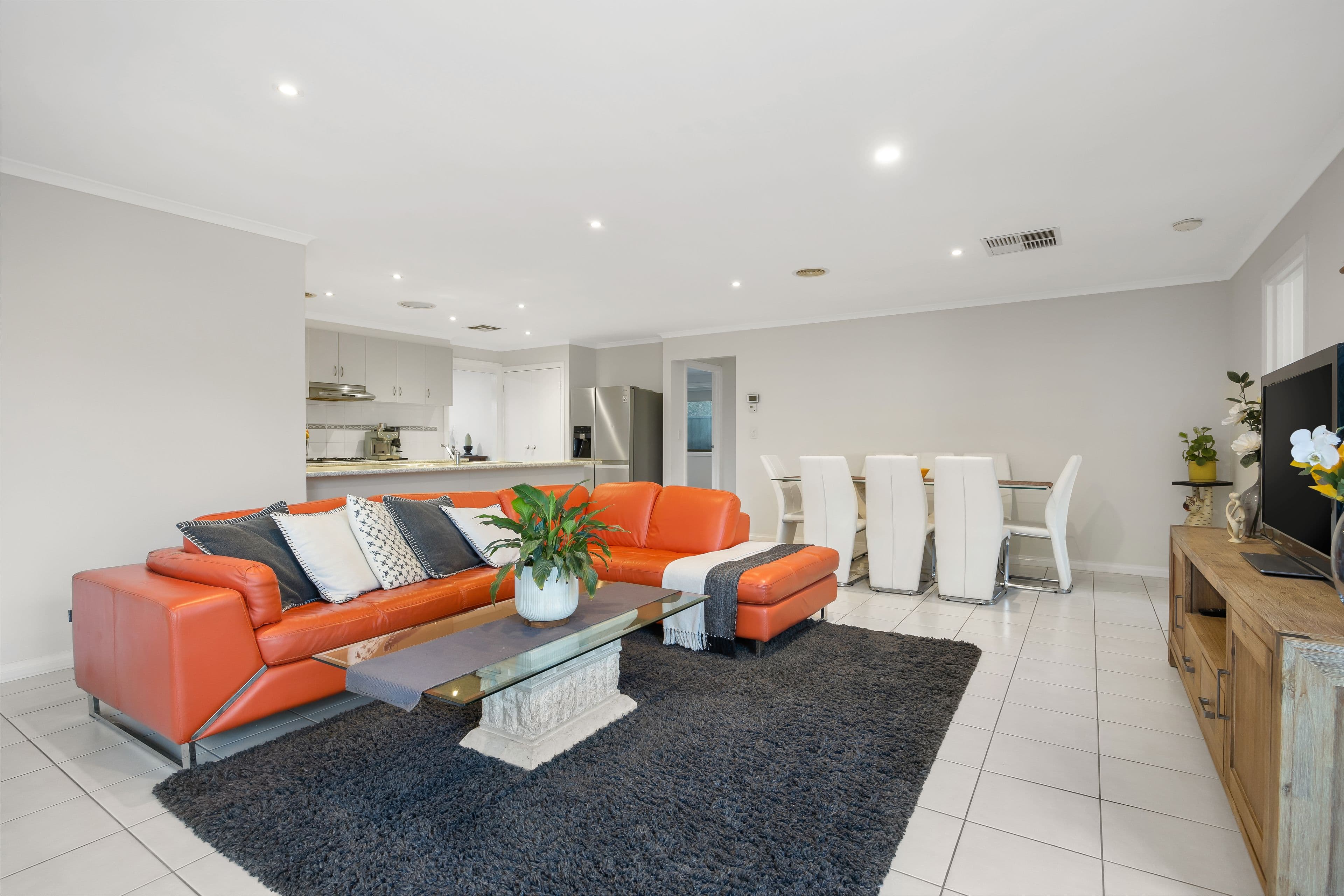 76 Lake Gardens Avenue, Lake Gardens VIC 3355, Lake Gardens - Thumbnail 5