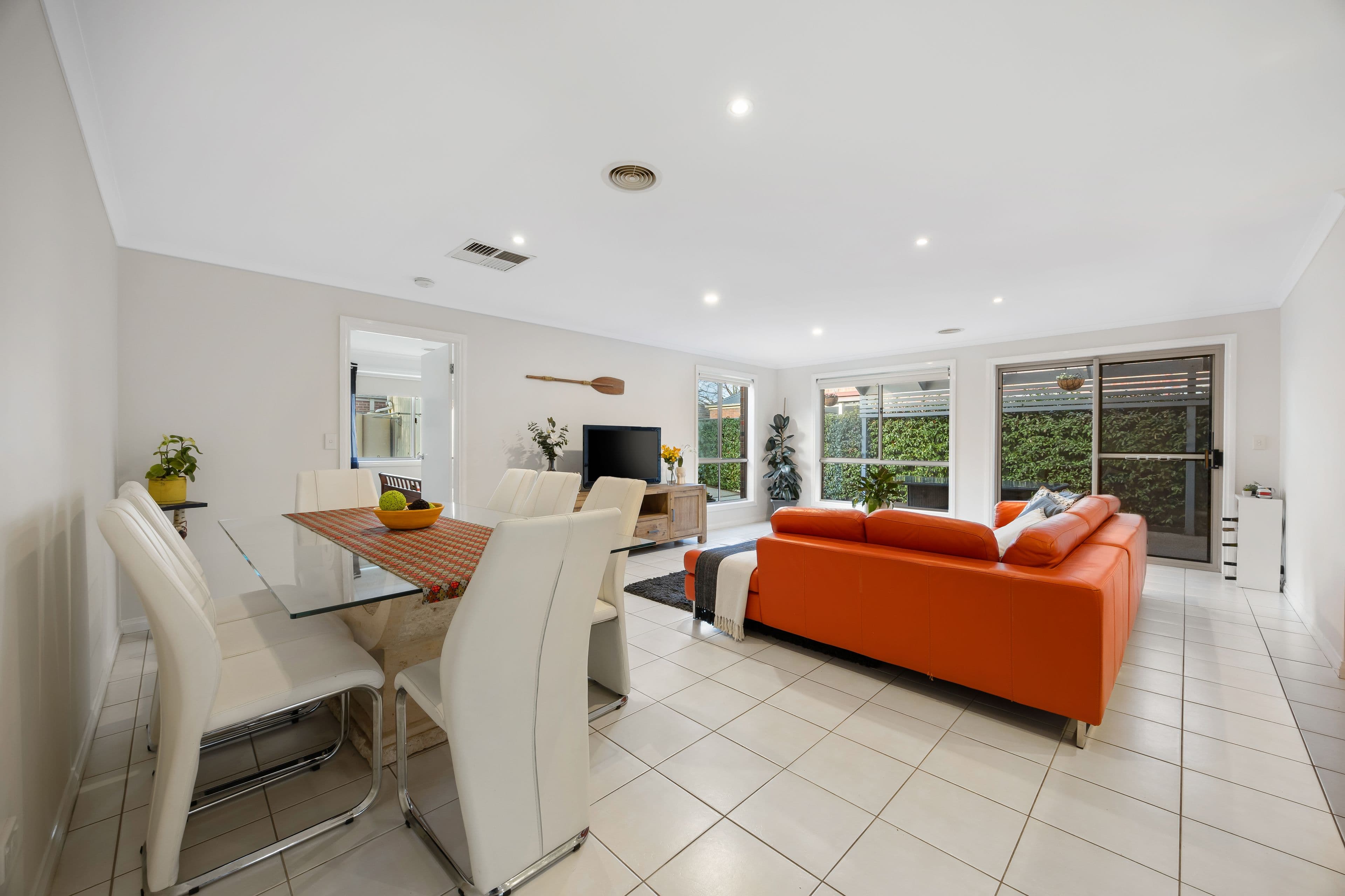 76 Lake Gardens Avenue, Lake Gardens VIC 3355, Lake Gardens - Thumbnail 6