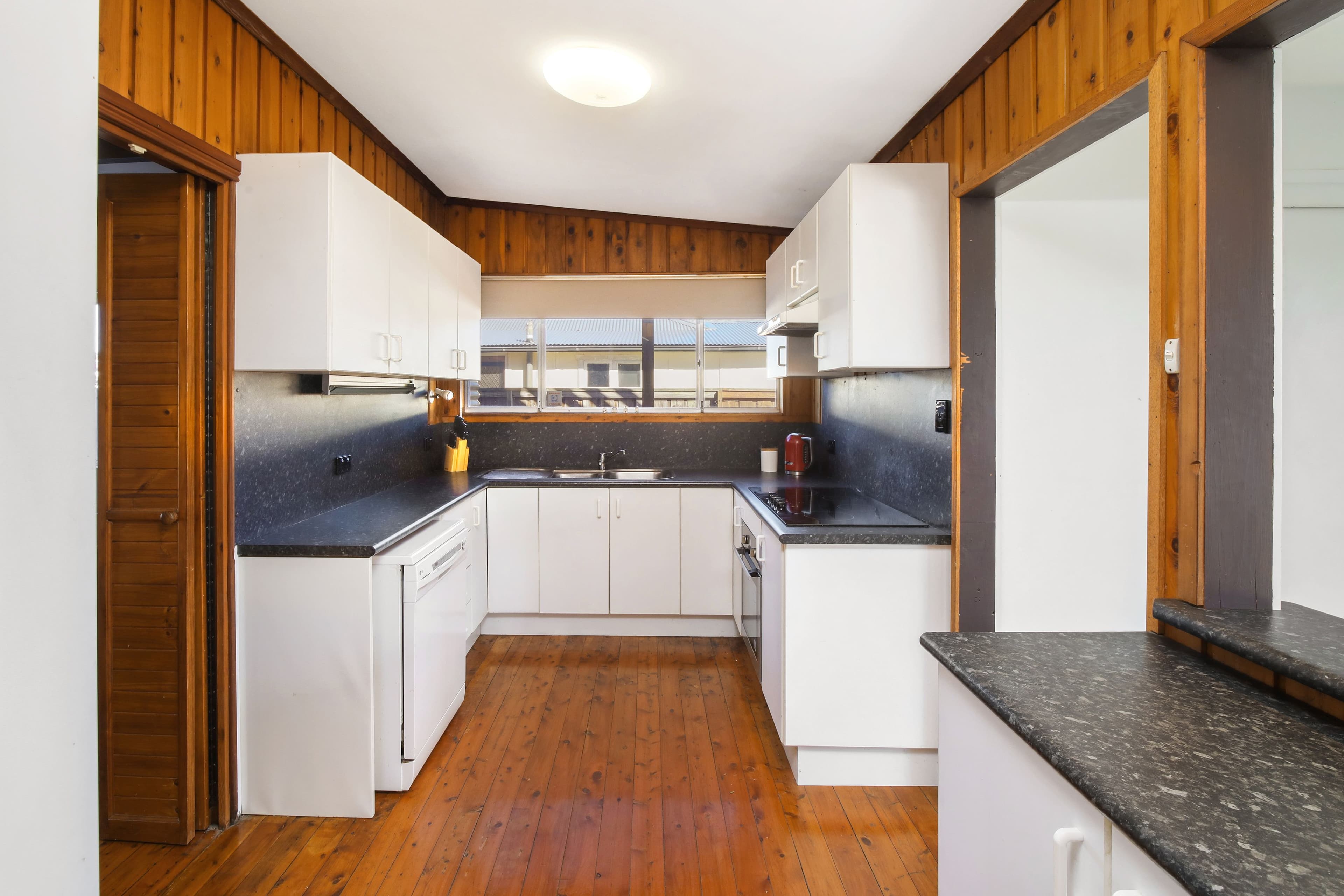 36 Mirreen Avenue, Davistown NSW 2251, Davistown - Thumbnail 3