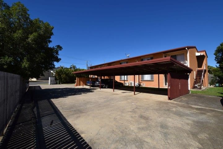 31 Scenery Street, West Gladstone QLD 4680, West Gladstone - Thumbnail 2