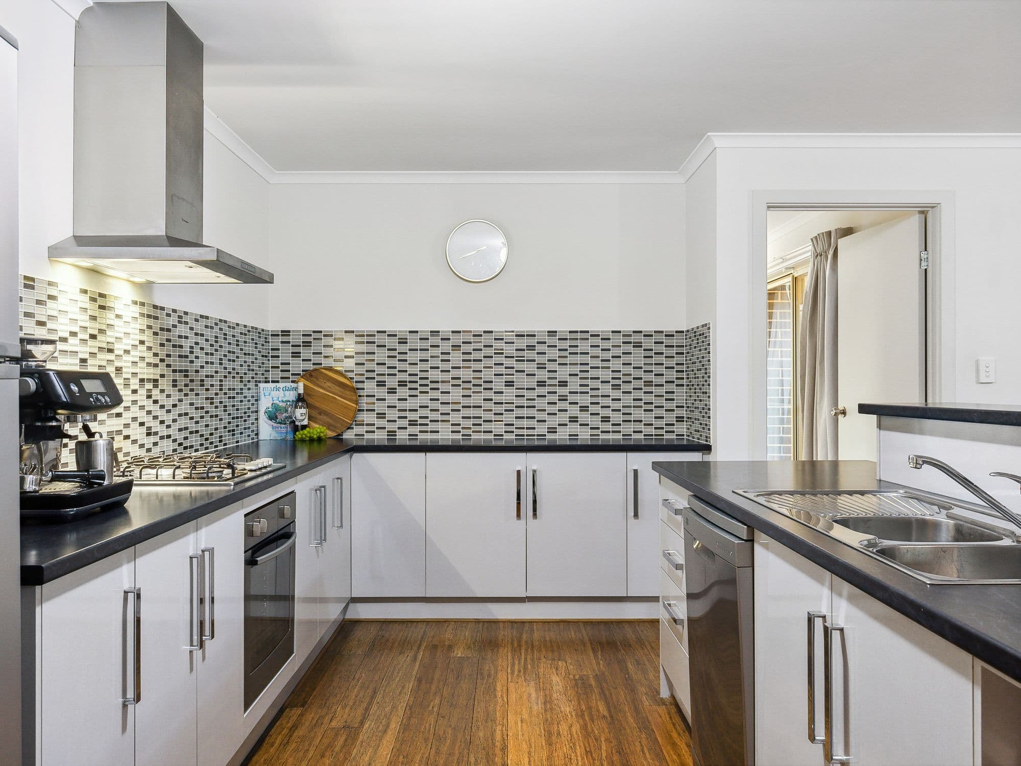 28 Matelot Street, Seaford Meadows SA 5169, Seaford Meadows - Thumbnail 3