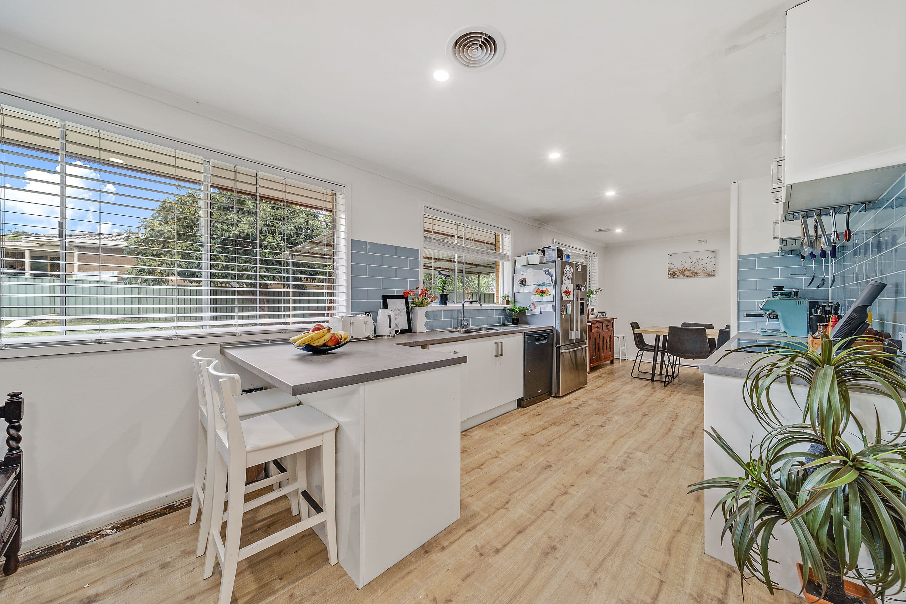 1 Phoenix Place, Giralang ACT 2617, Giralang - Thumbnail 5