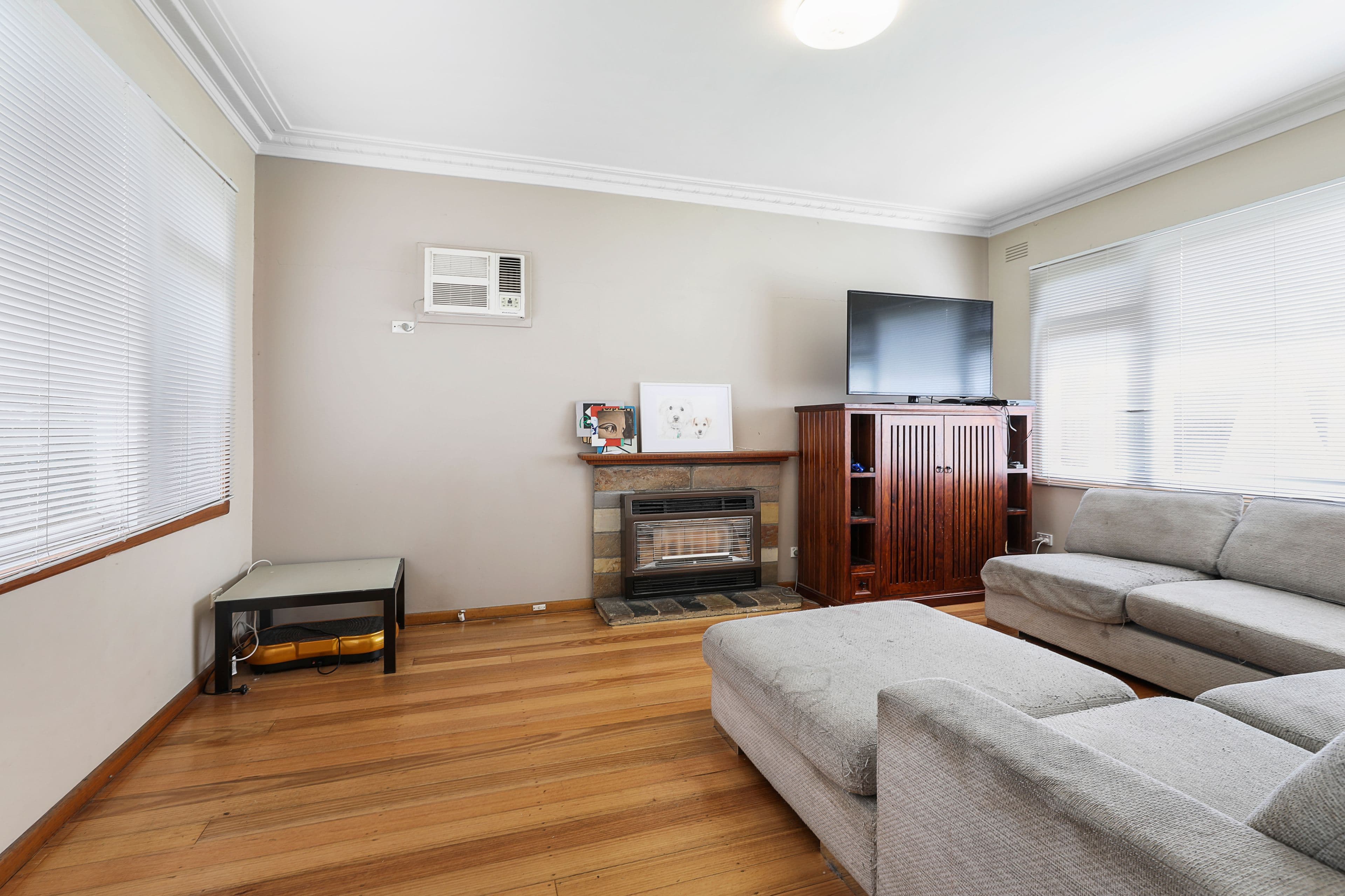 69 Manton Road, Clayton VIC 3168, Clayton - Thumbnail 3